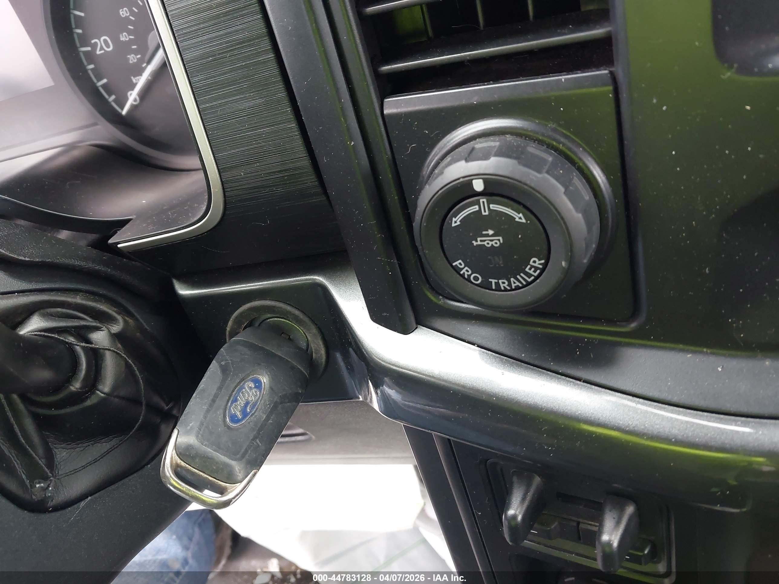 FORD F-150 image 11