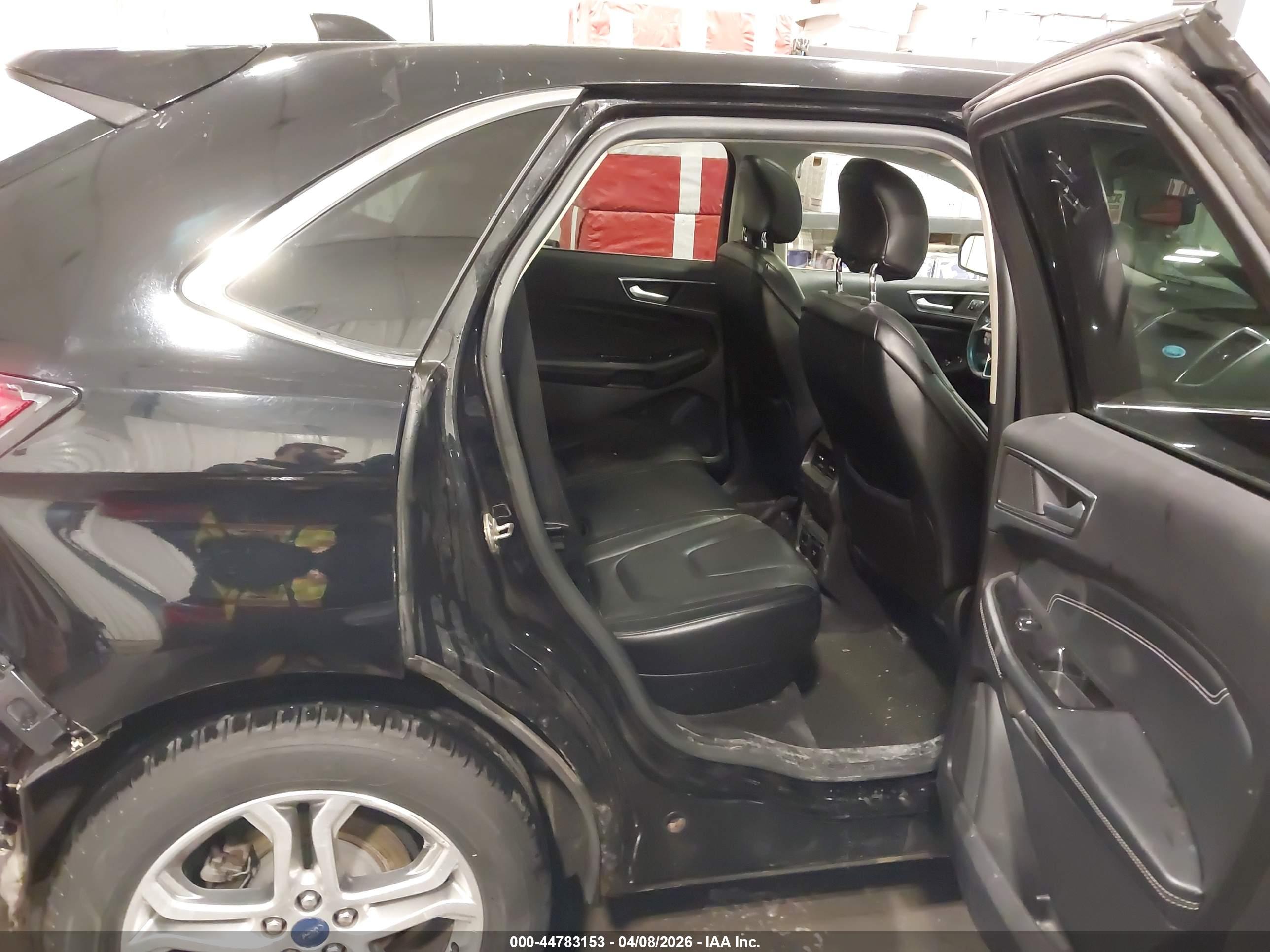 FORD EDGE image 8