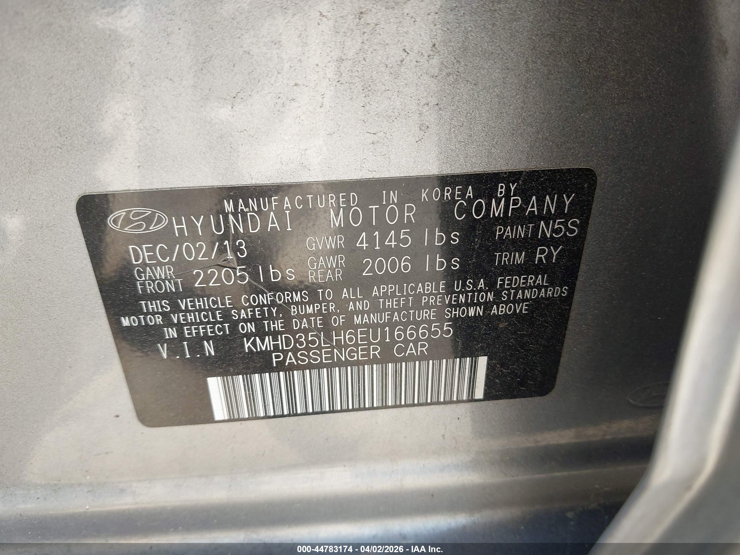 HYUNDAI ELANTRA image 9