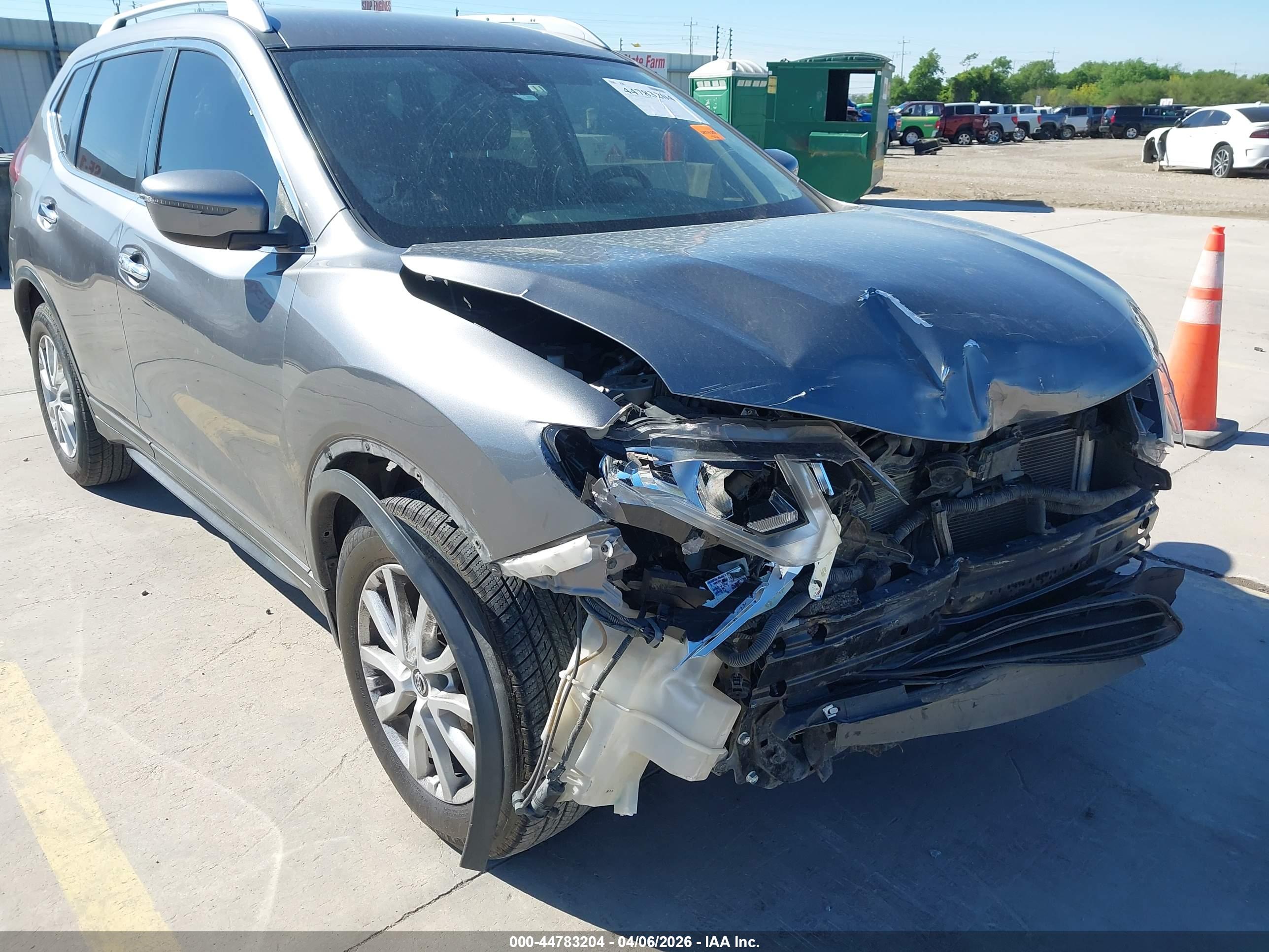 NISSAN ROGUE image 6