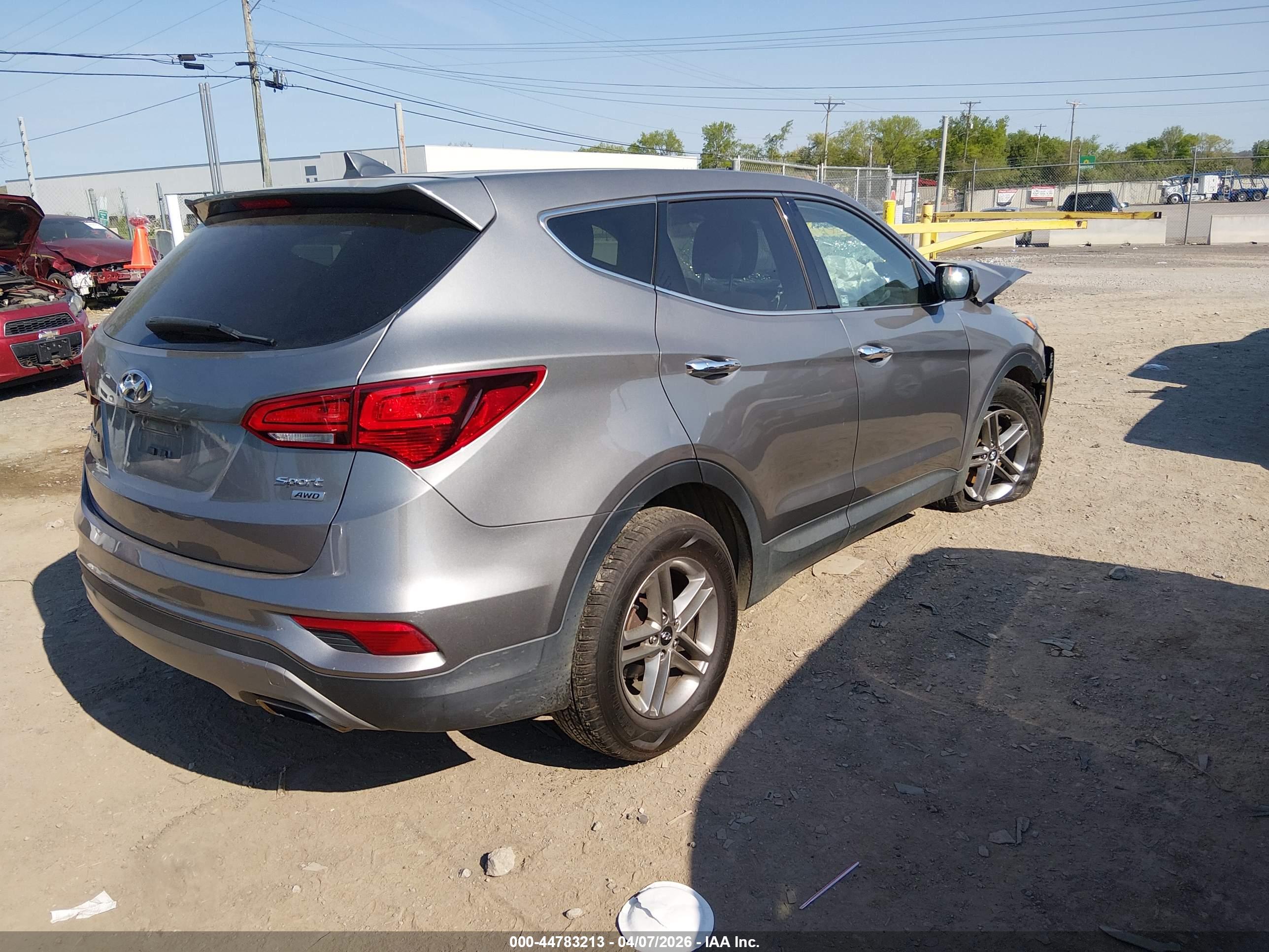 HYUNDAI SANTA image 4