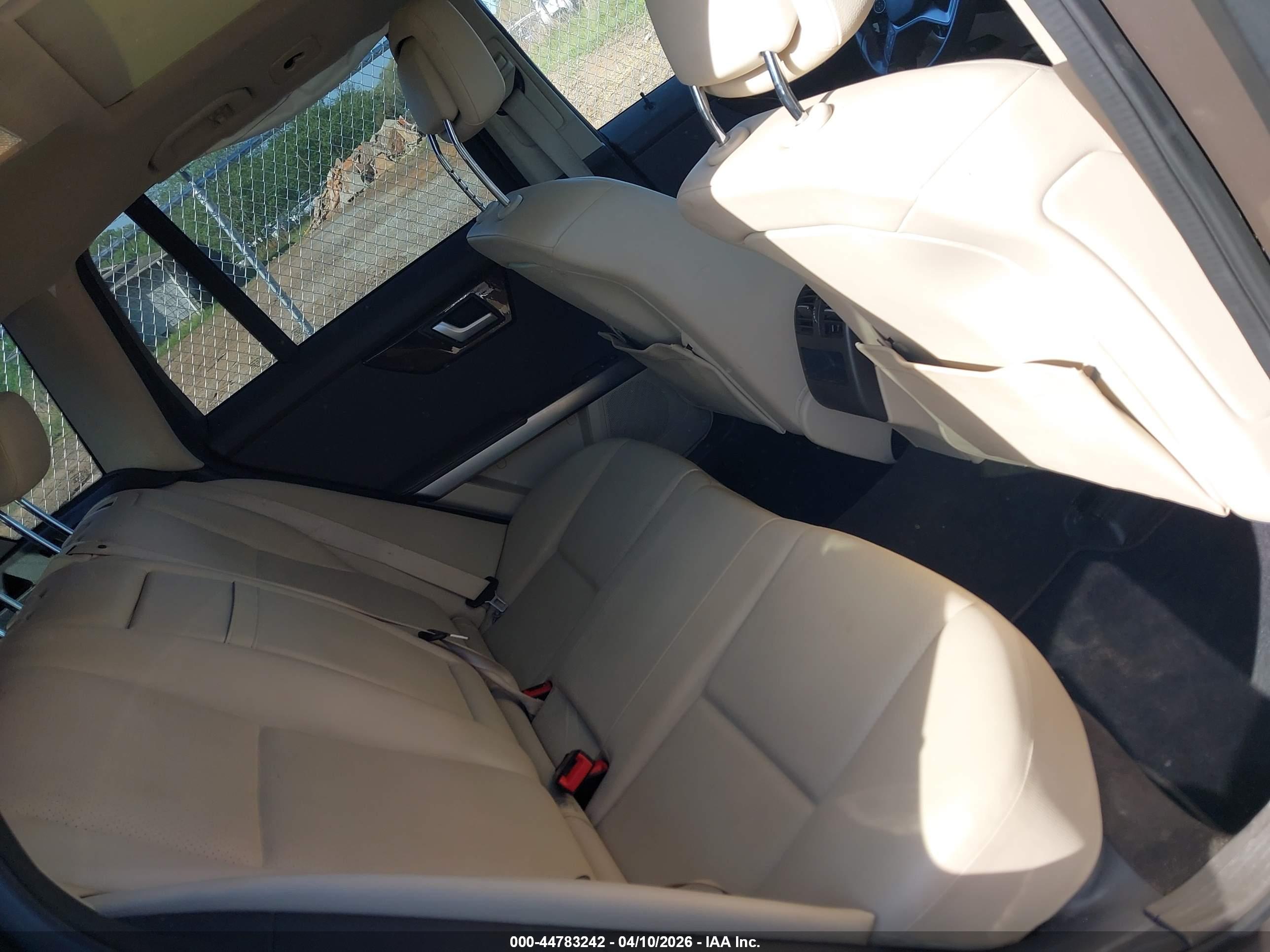 MERCEDES-BENZ GLK image 8