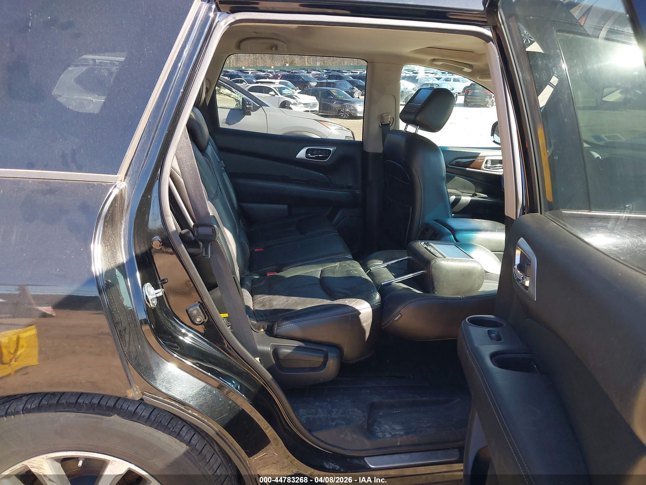 NISSAN PATHFINDER image 8