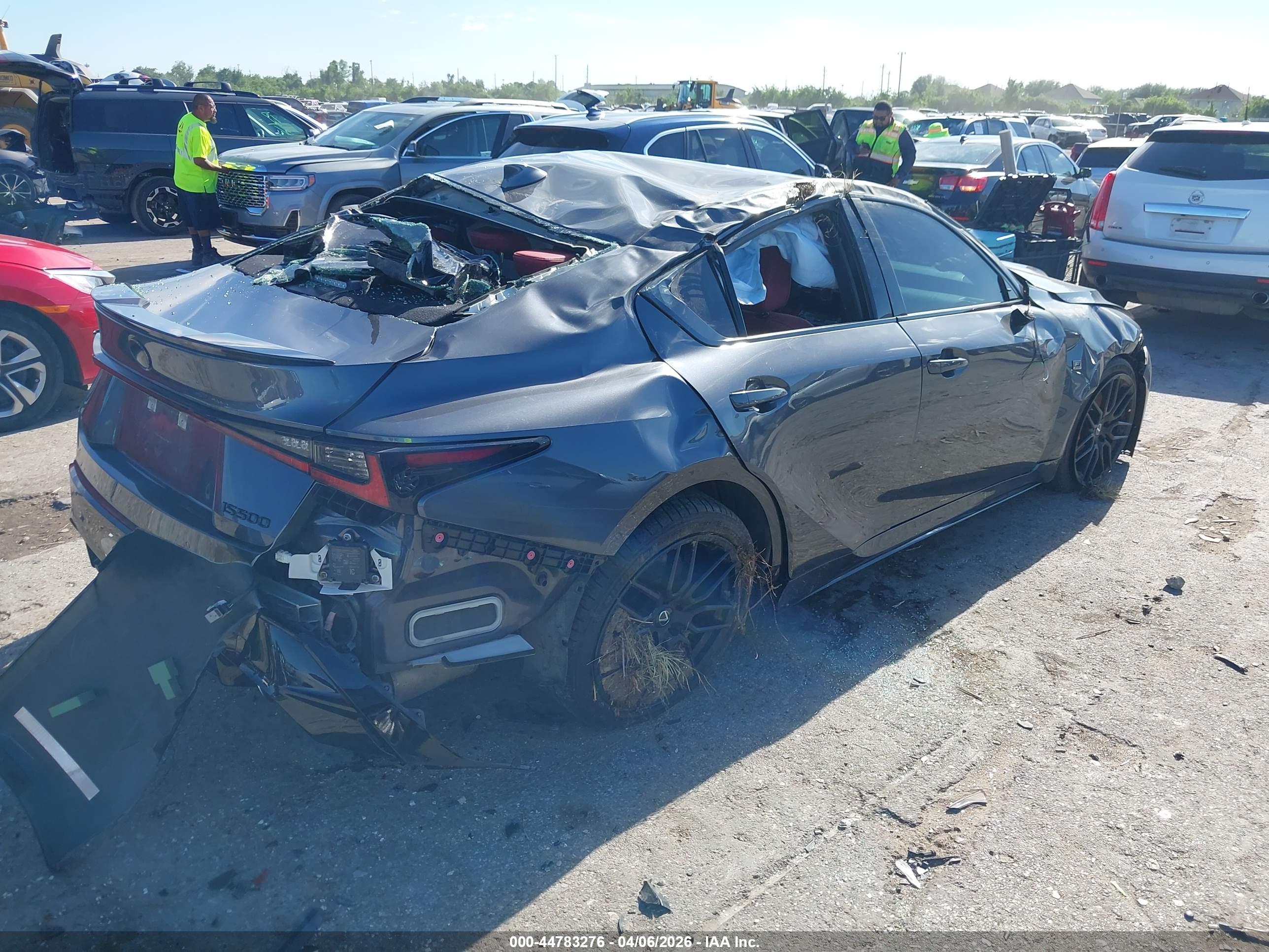 LEXUS IS image 4
