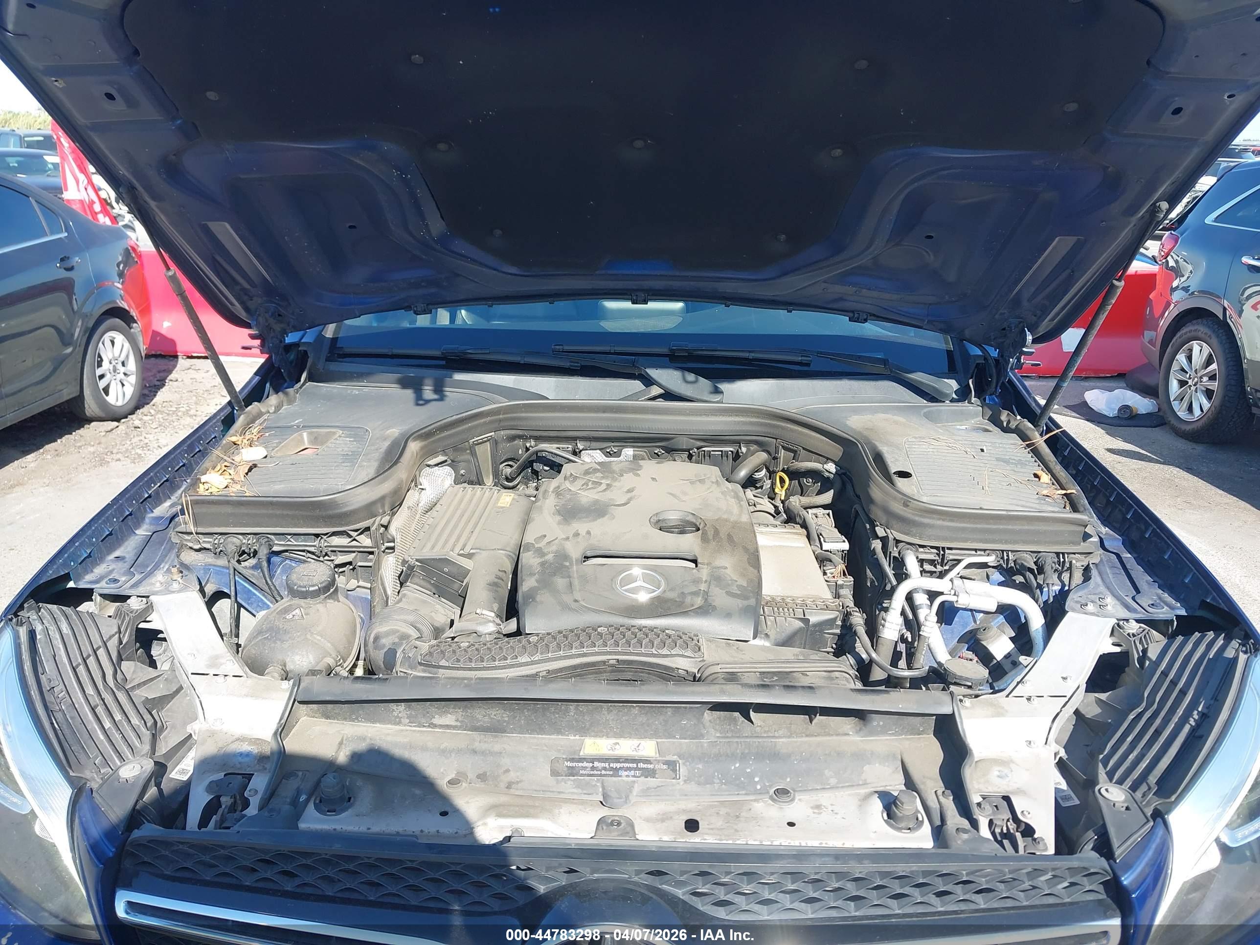 MERCEDES-BENZ GLC image 10