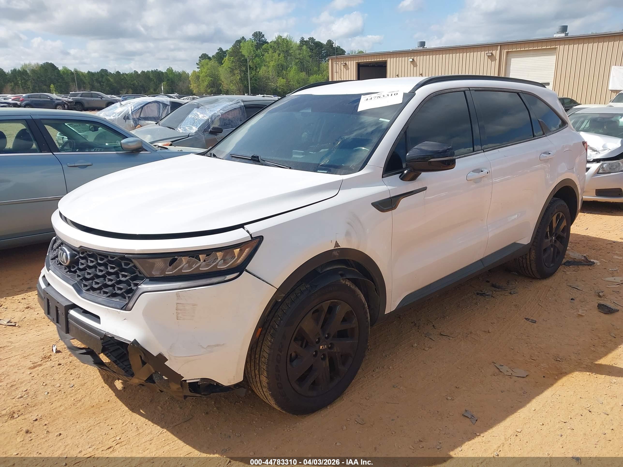 KIA SORENTO image 2