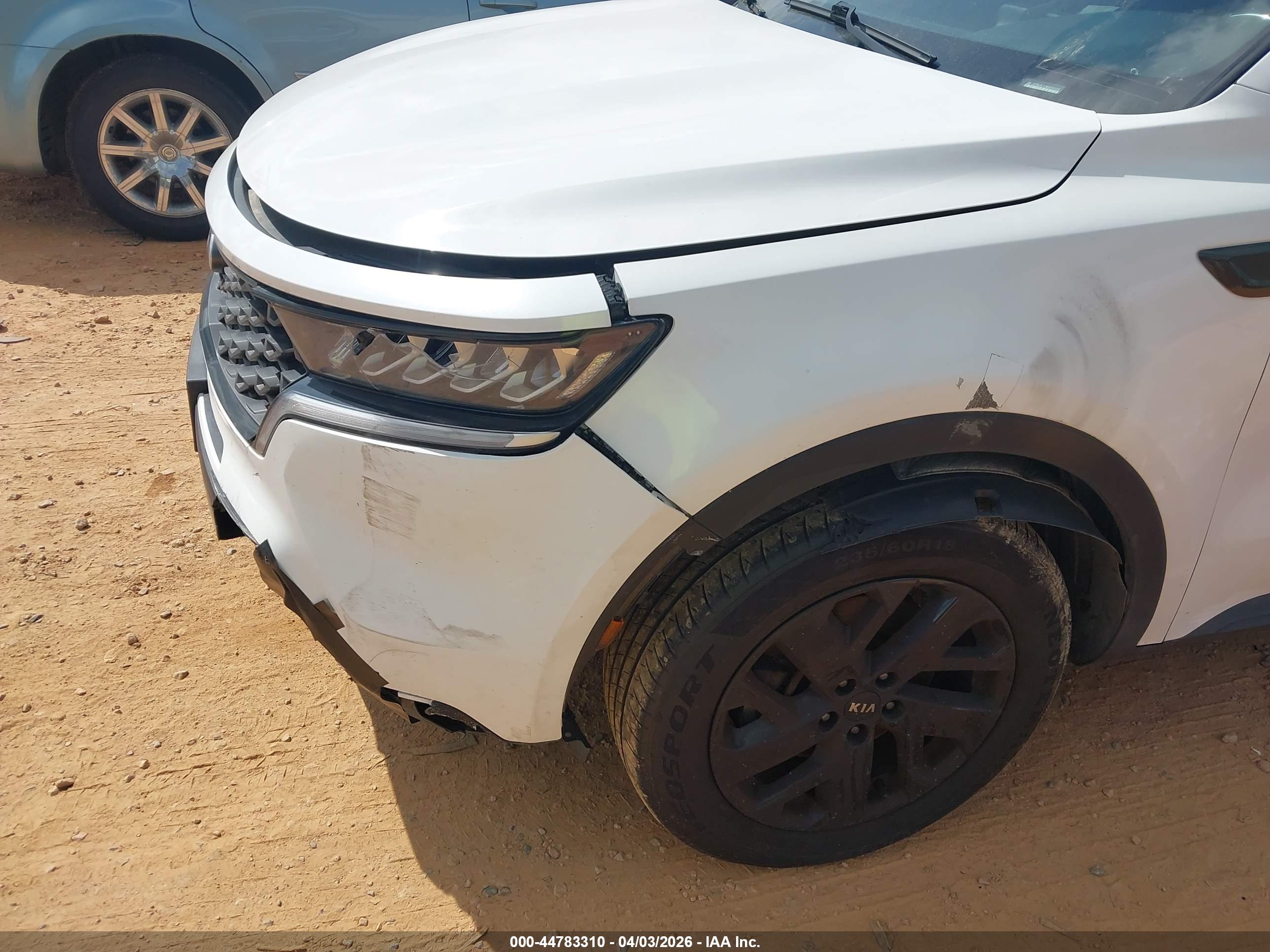 KIA SORENTO image 6