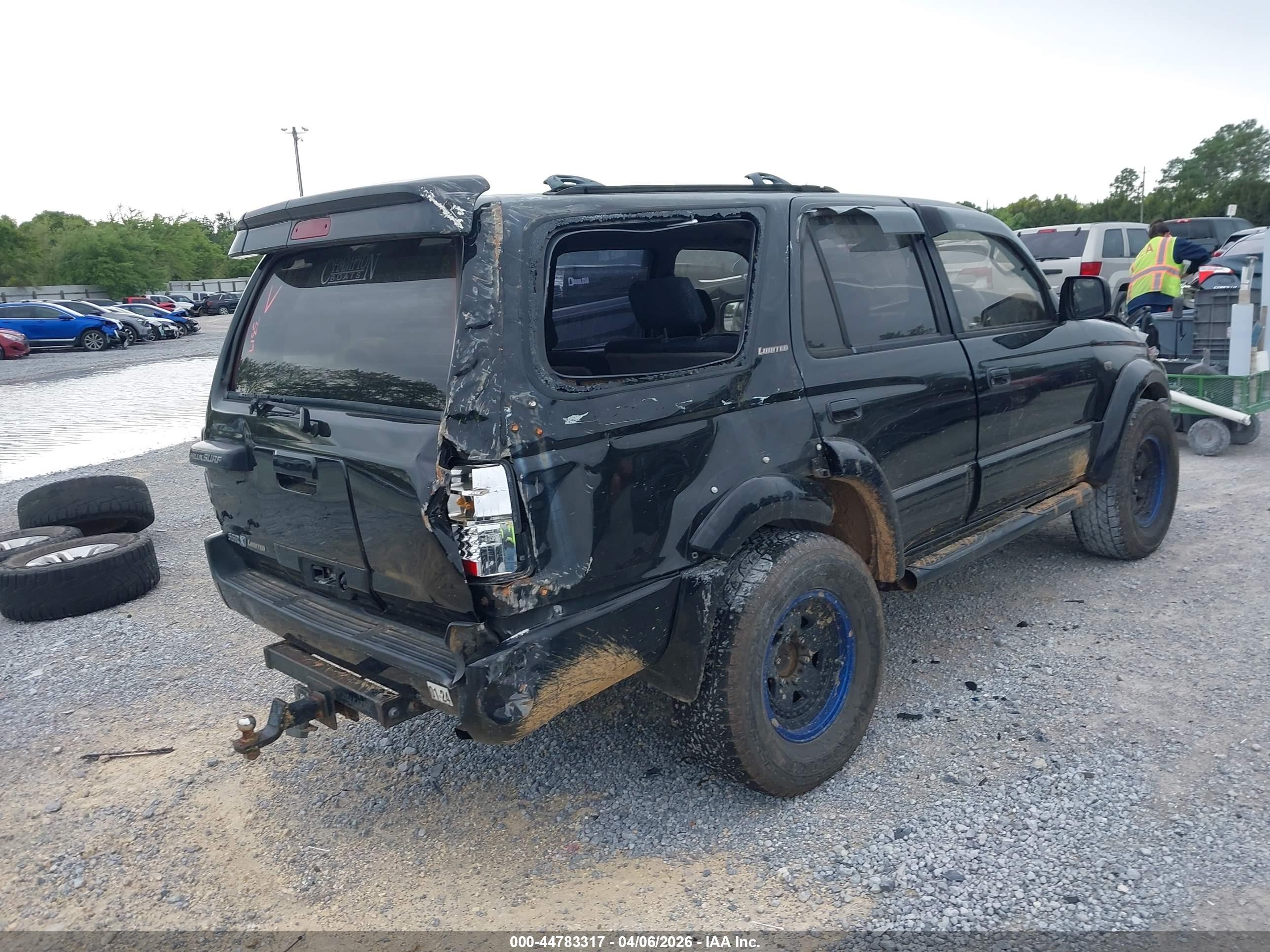 TOYOTA HILUX image 4