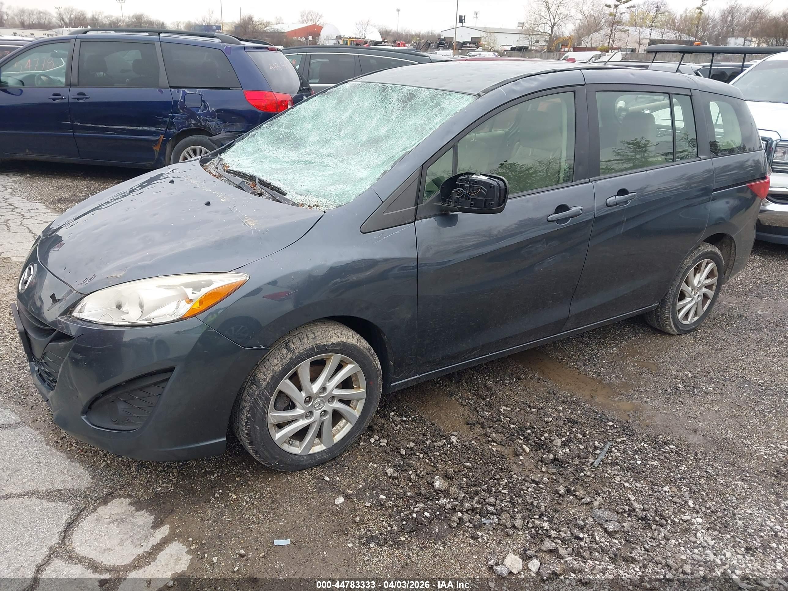 MAZDA MAZDA5 image 2