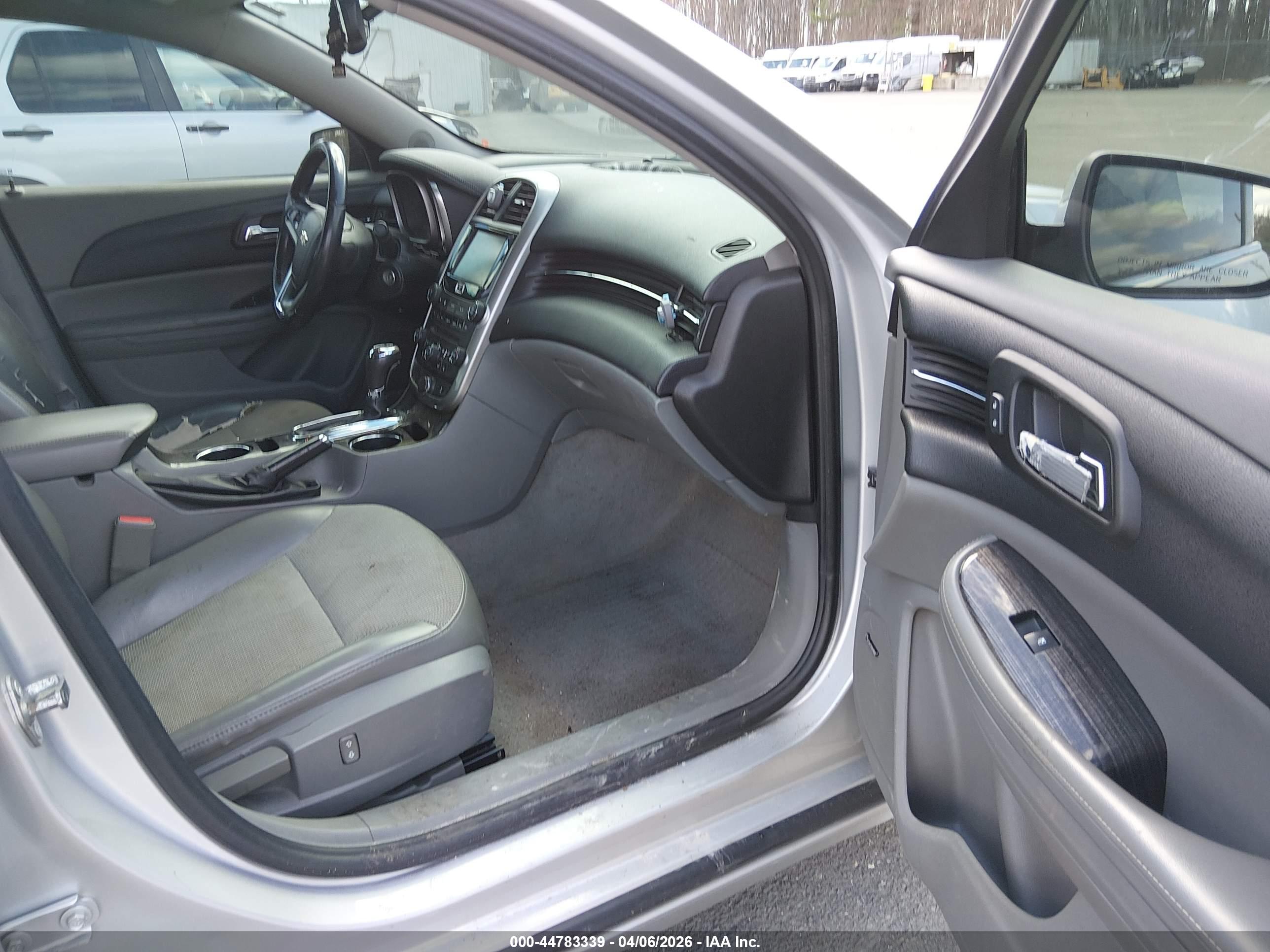 CHEVROLET MALIBU image 5