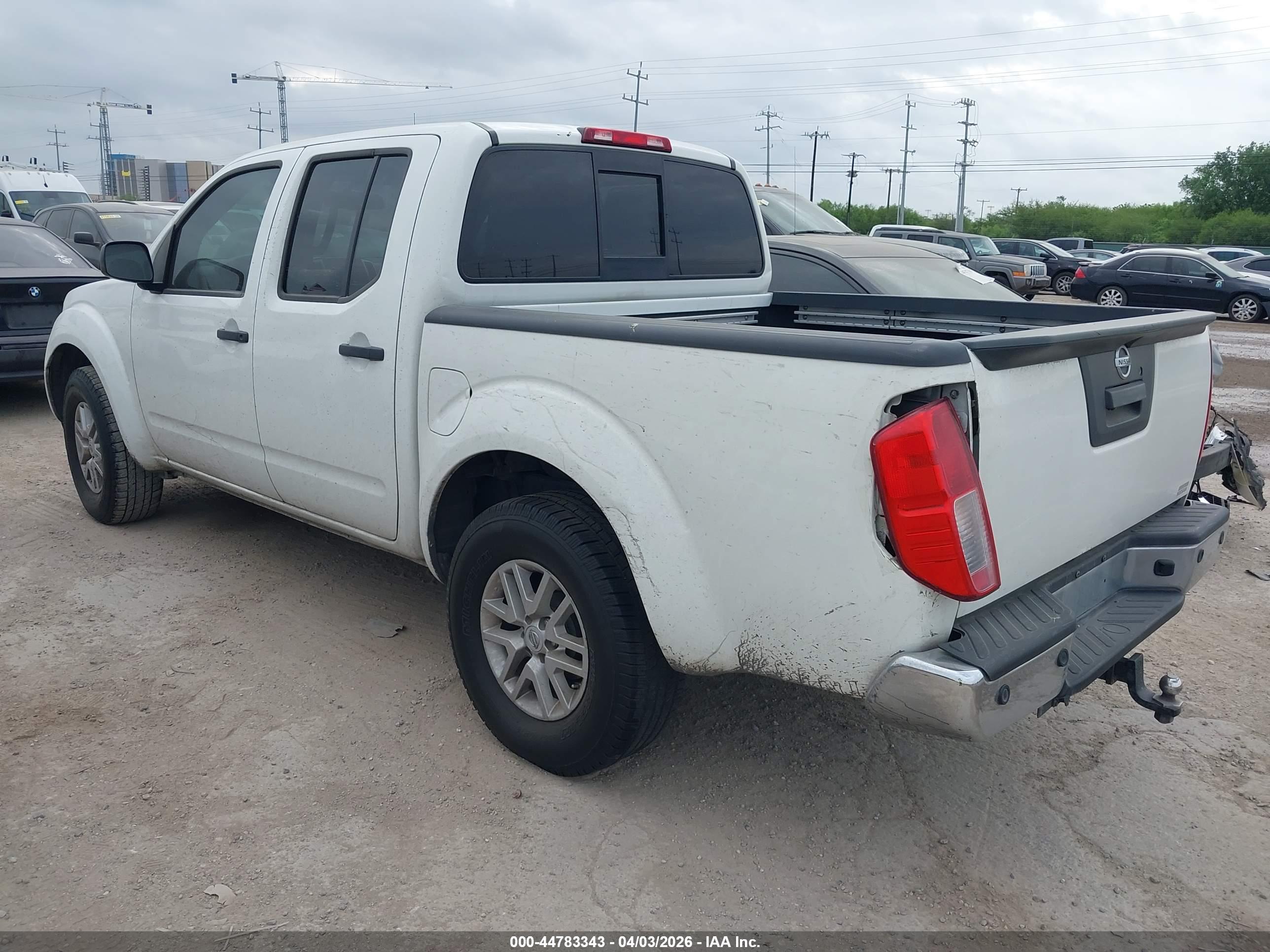 NISSAN FRONTIER image 3