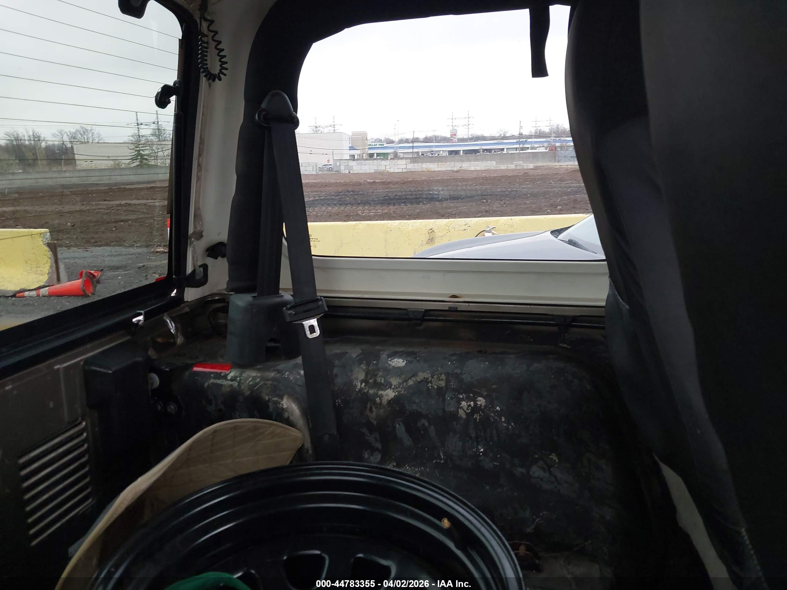 JEEP WRANGLER image 8