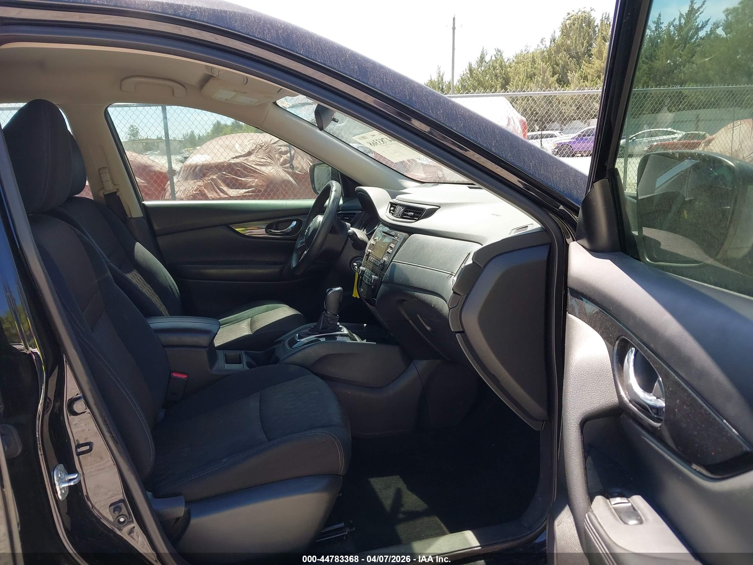 NISSAN ROGUE image 5