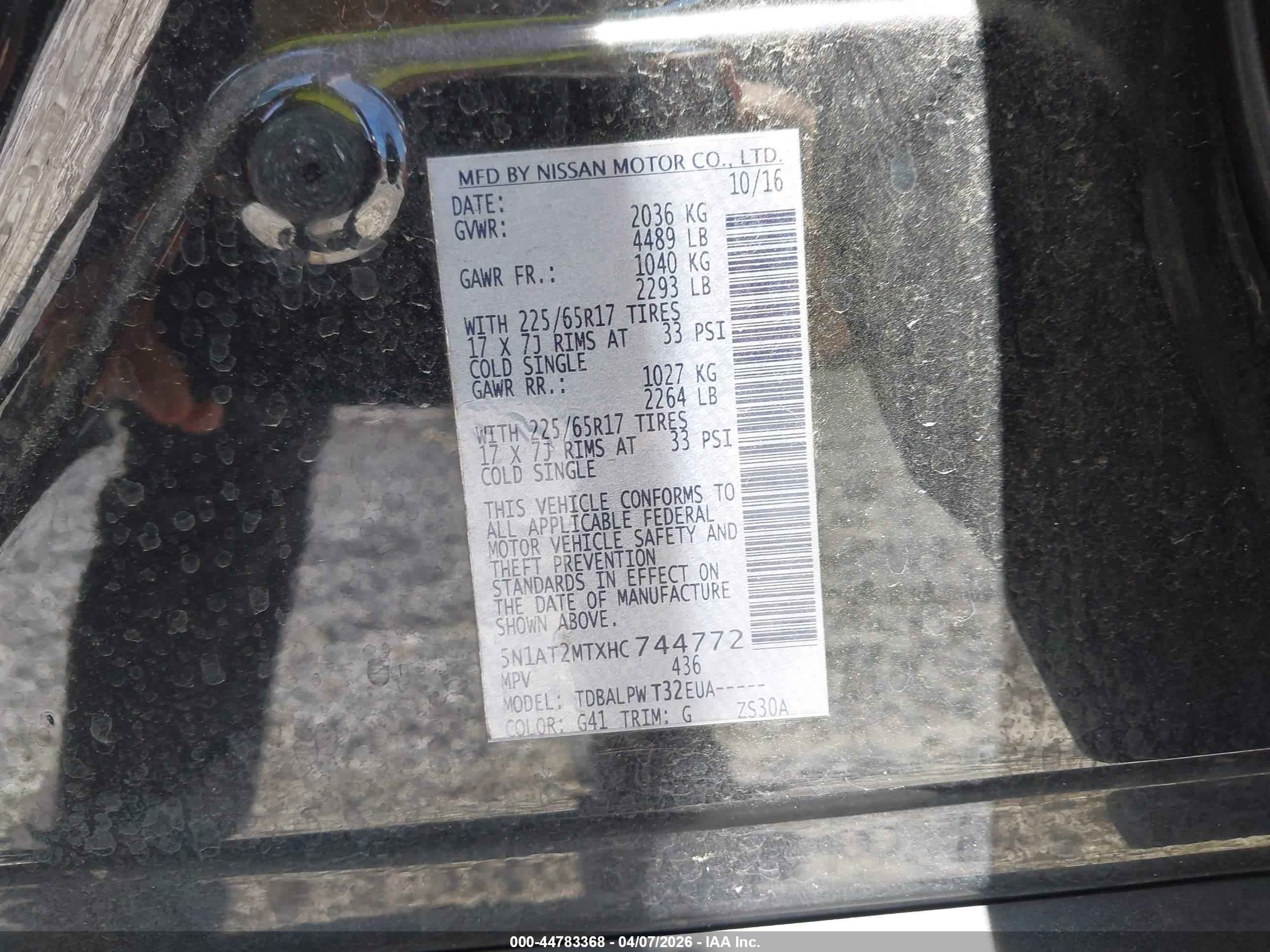 NISSAN ROGUE image 9
