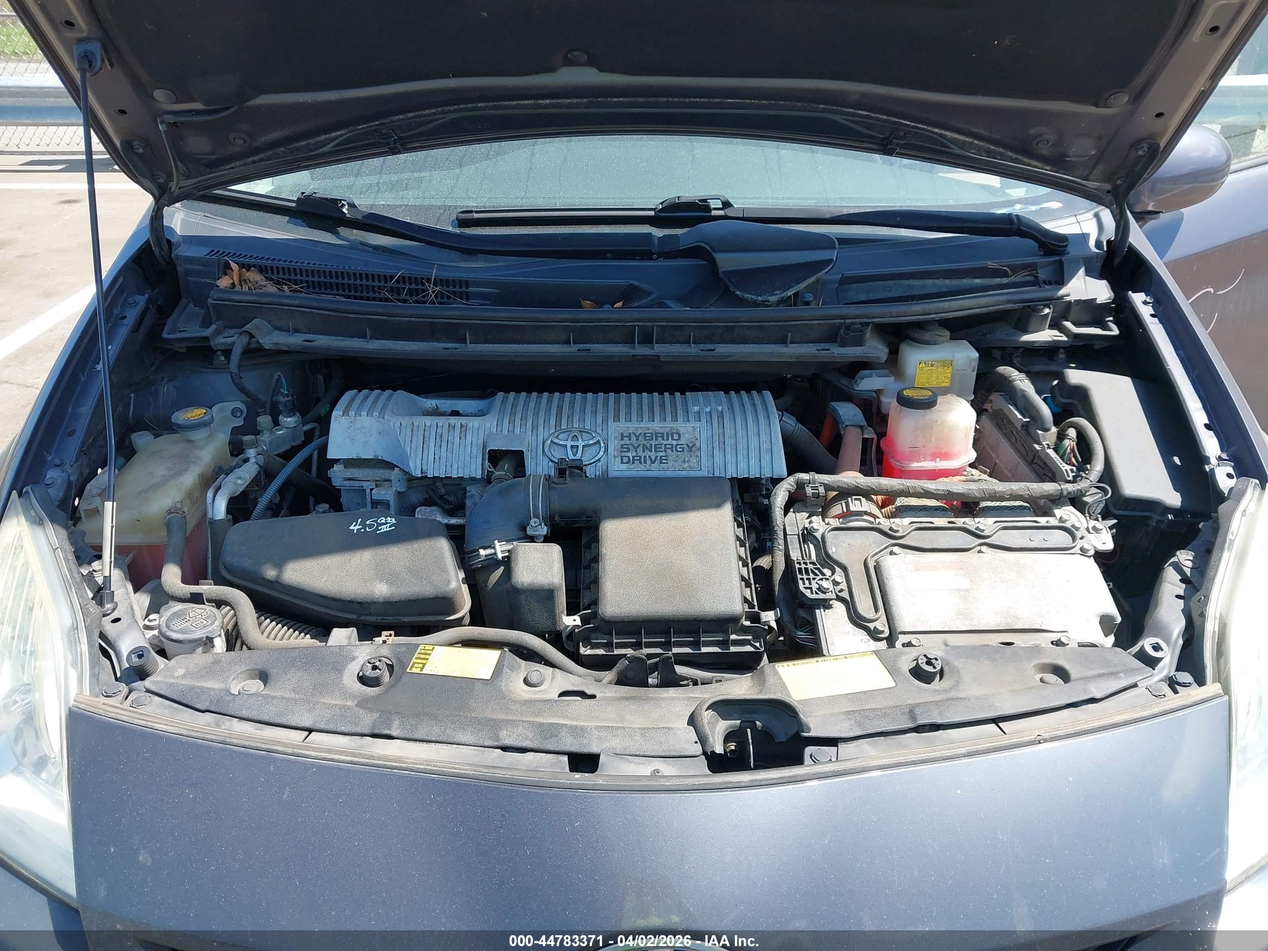 TOYOTA PRIUS image 10