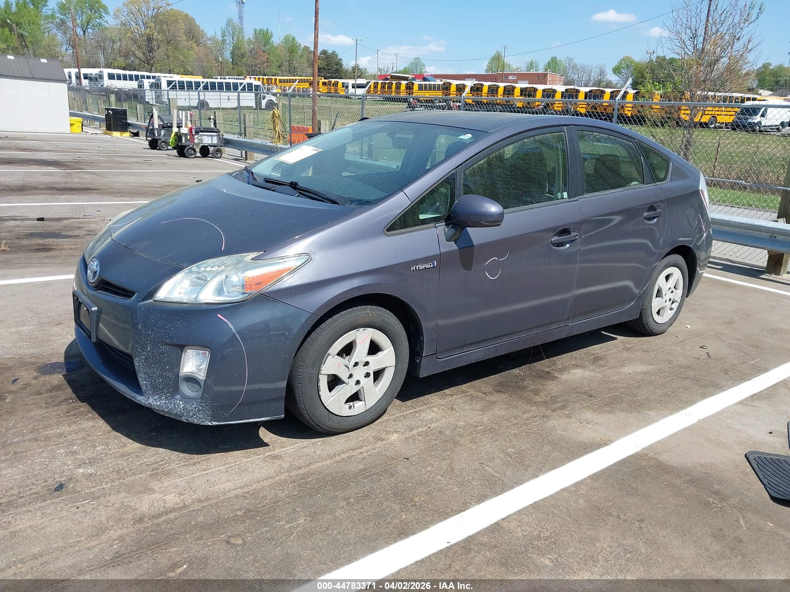 TOYOTA PRIUS image 2