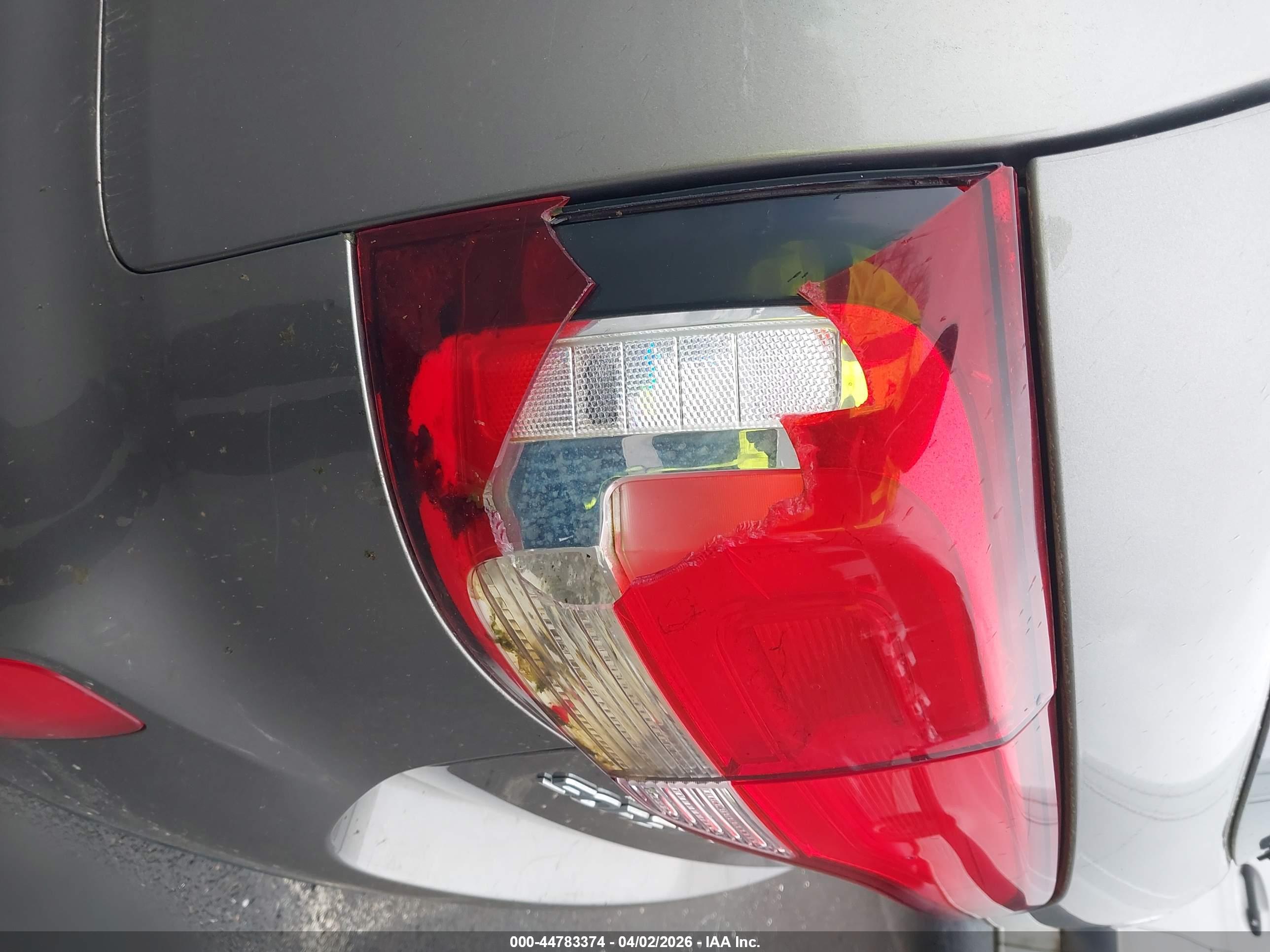 KIA SORENTO image 6