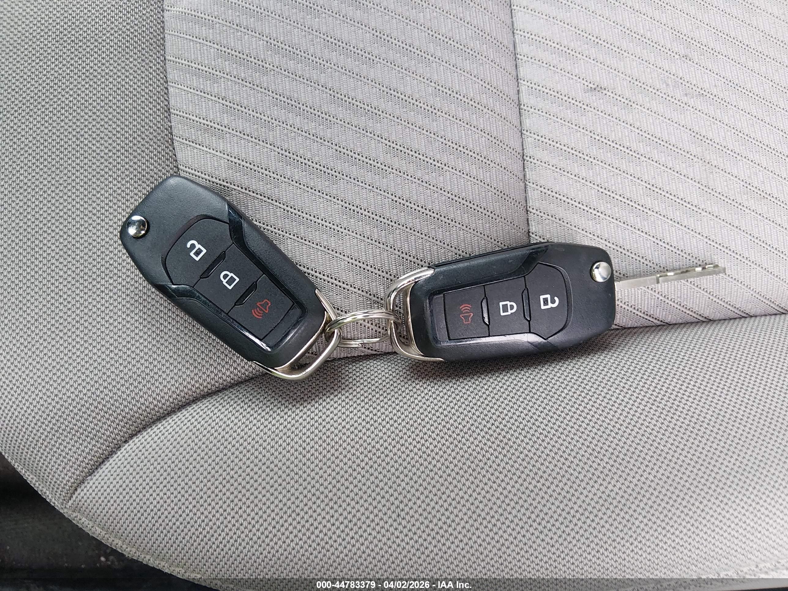 FORD EXPLORER image 11