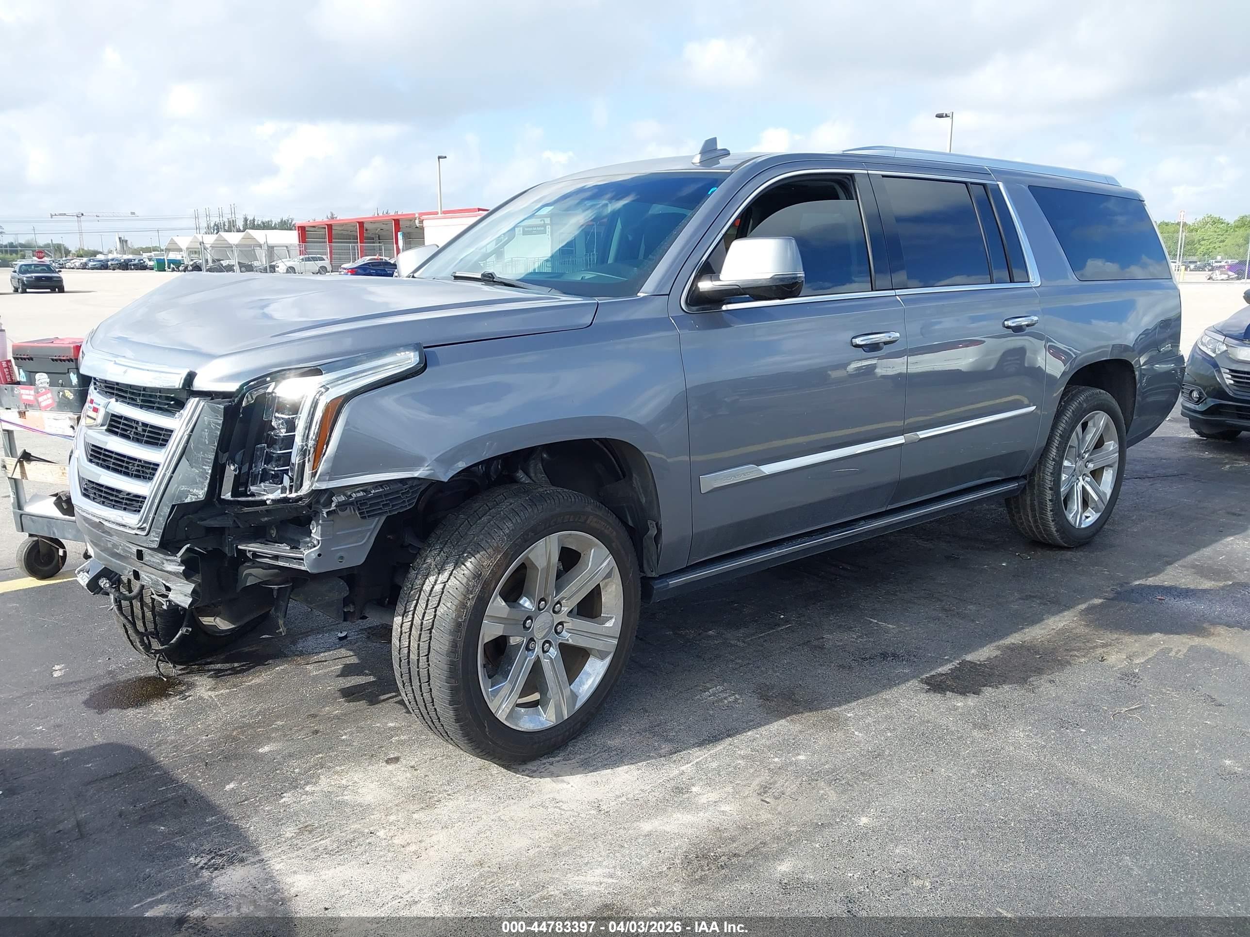 CADILLAC ESCALADE image 2