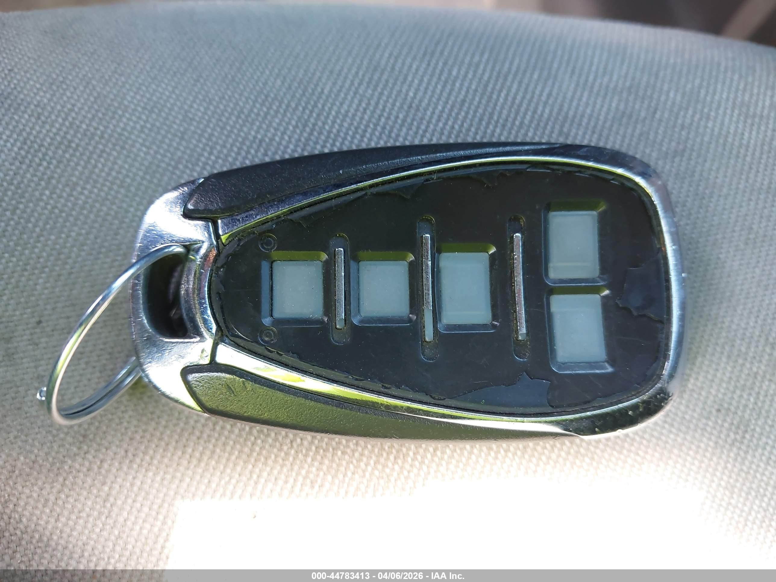 CHEVROLET EQUINOX image 11