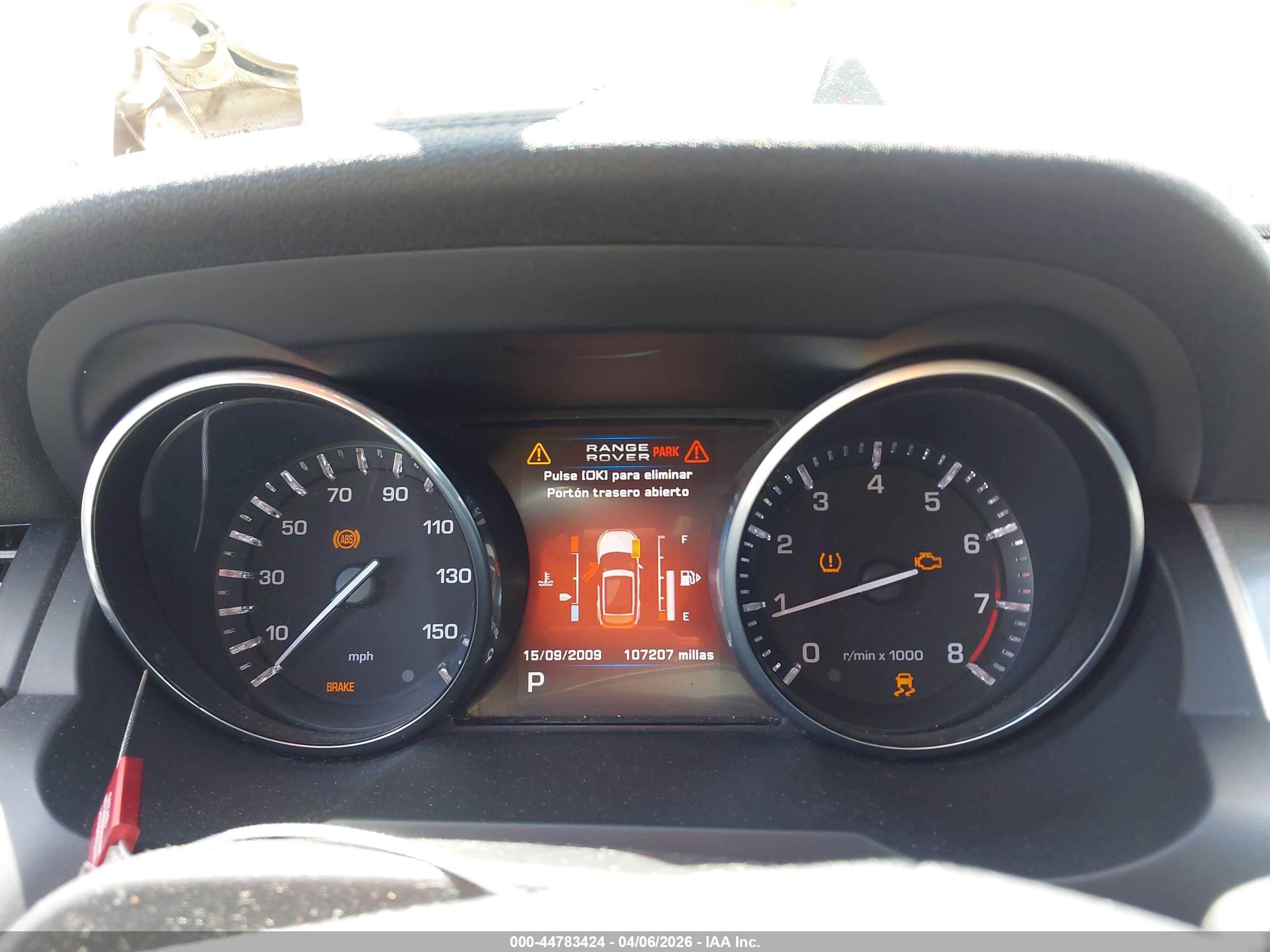 LAND ROVER image 7