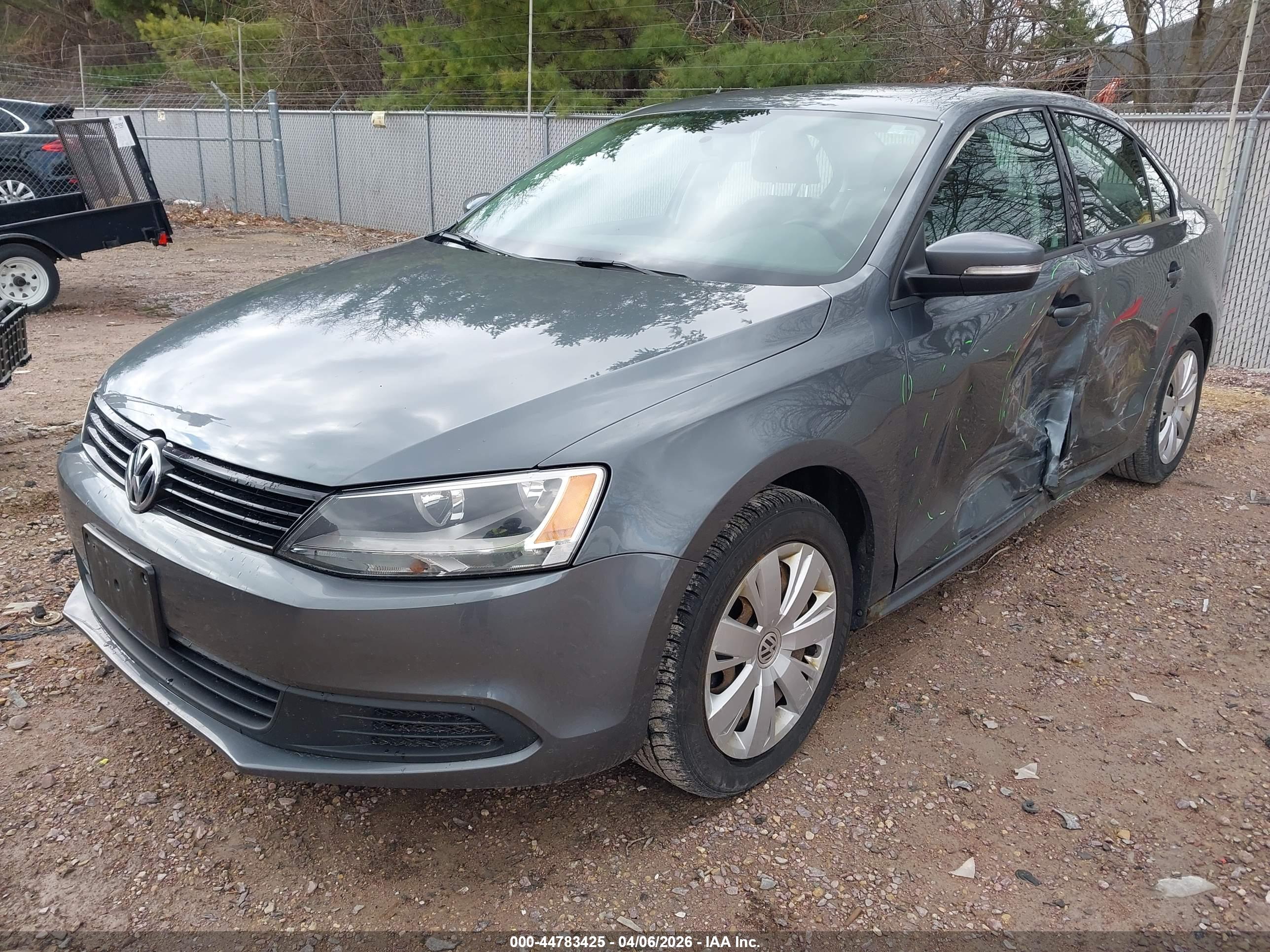 VOLKSWAGEN JETTA image 2