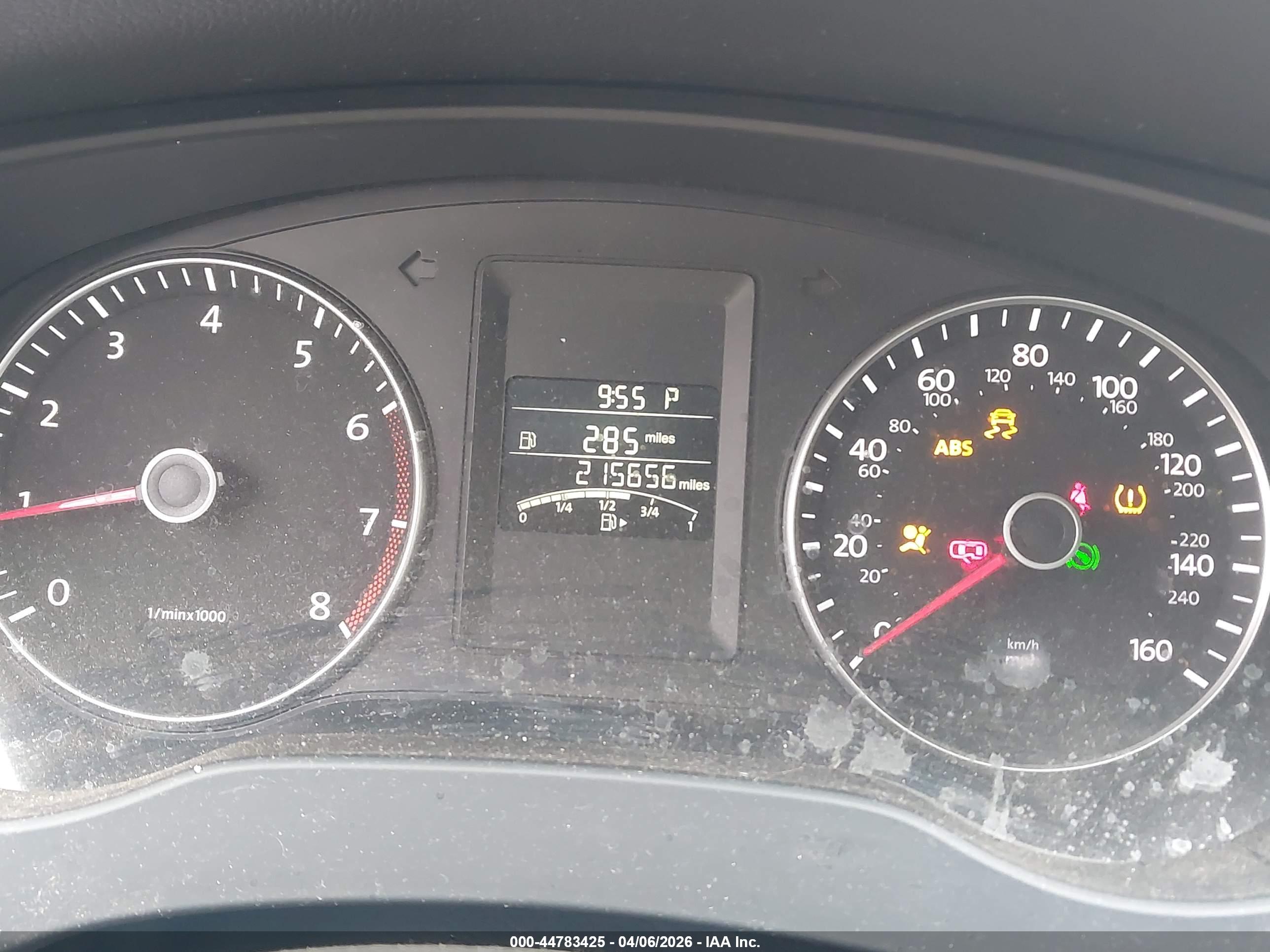 VOLKSWAGEN JETTA image 7