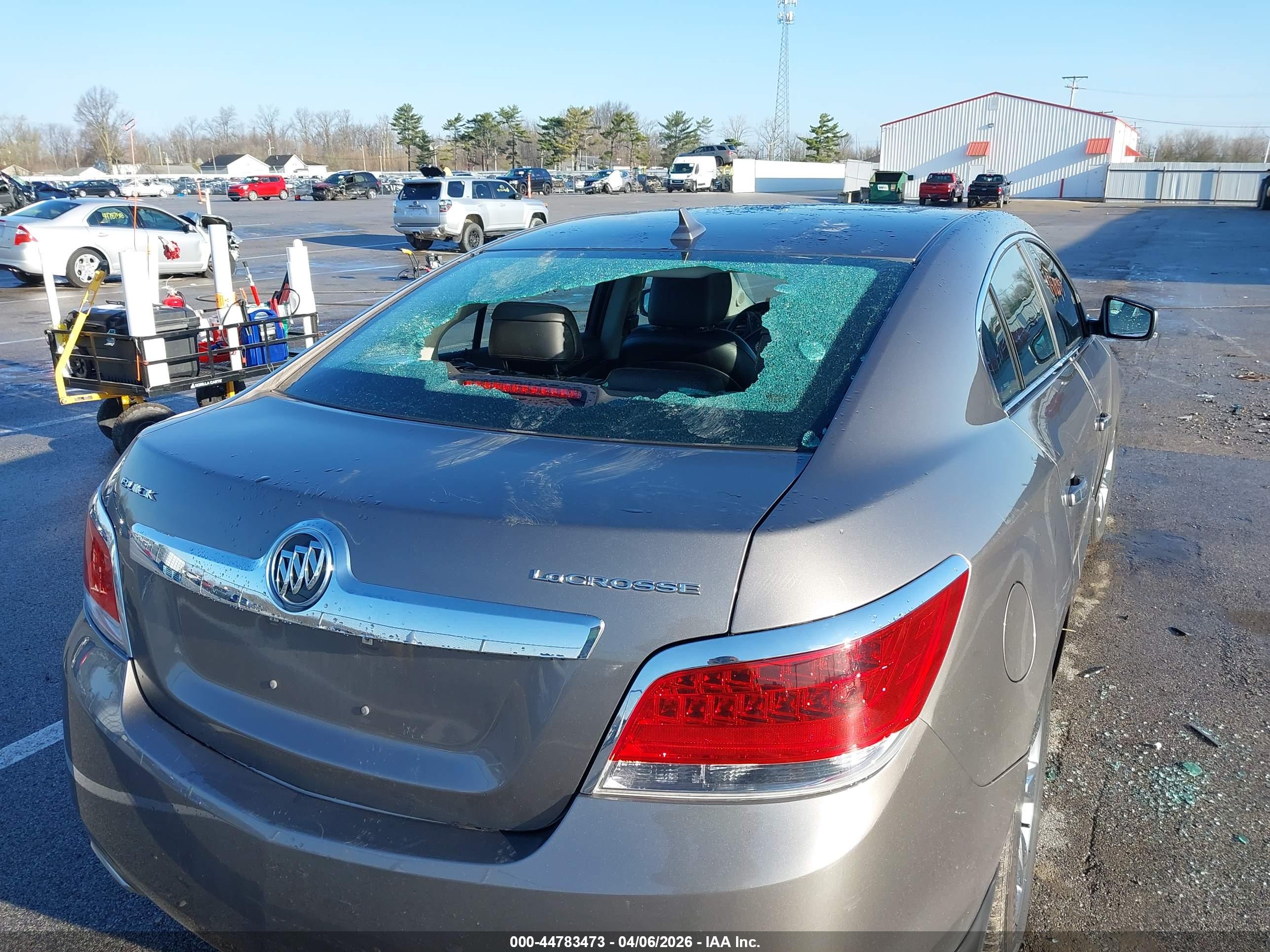 BUICK LACROSSE image 6
