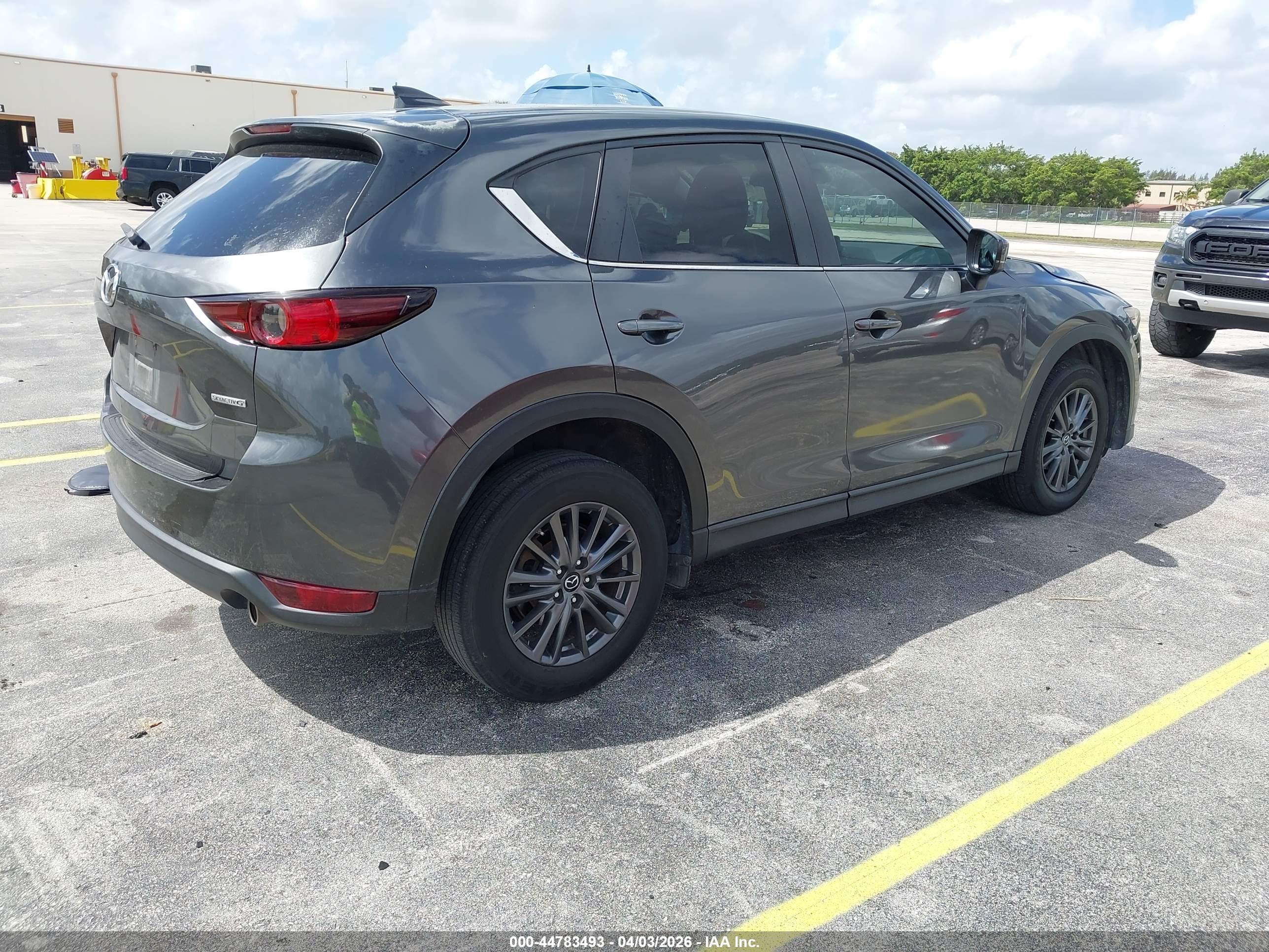 MAZDA CX-5 image 4