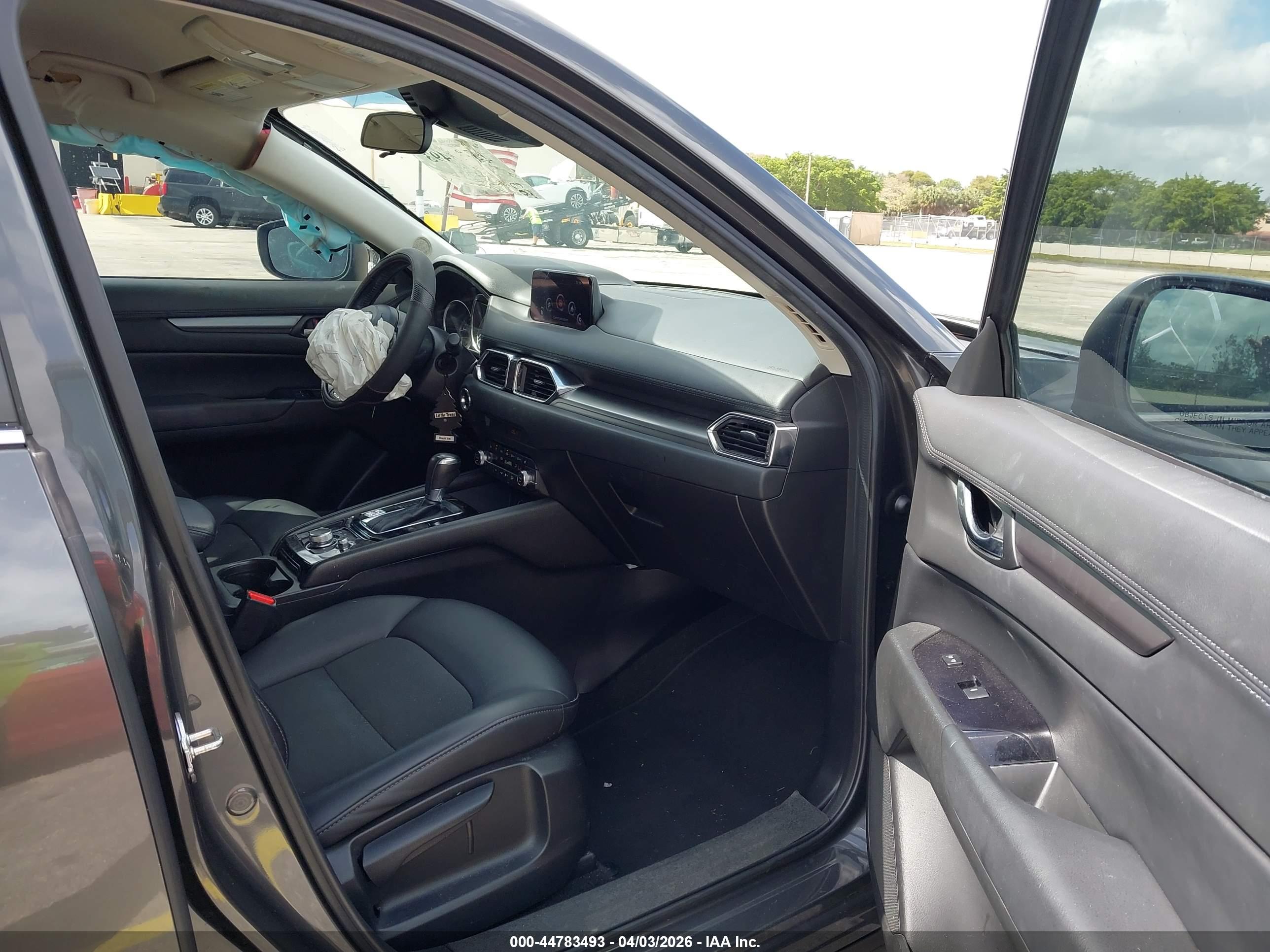 MAZDA CX-5 image 5