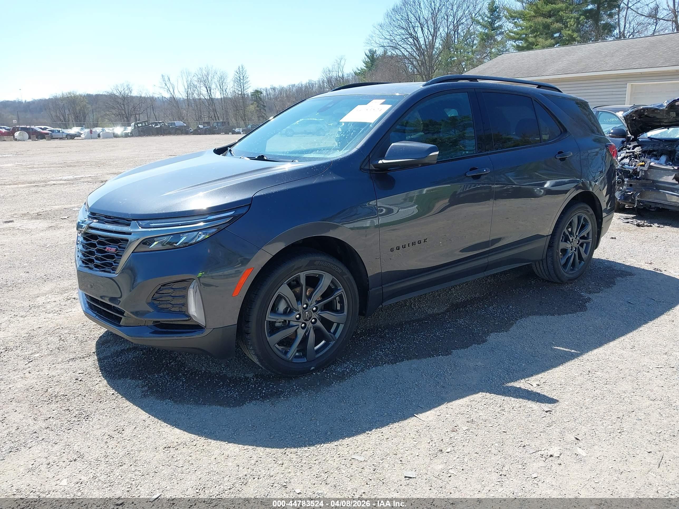 CHEVROLET EQUINOX image 2