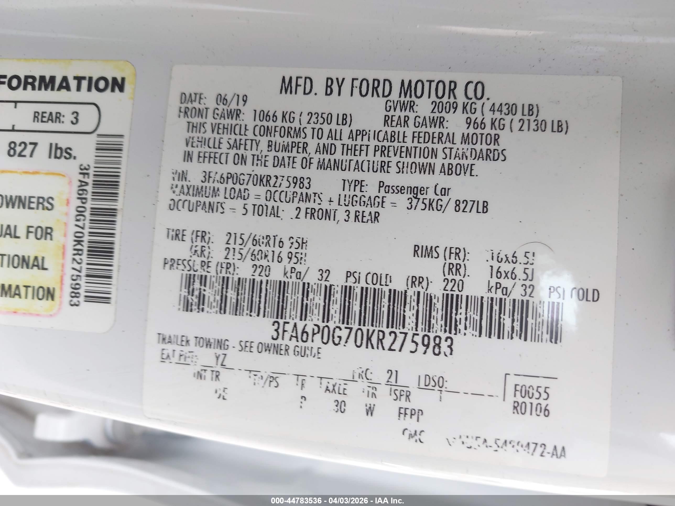 FORD FUSION image 9