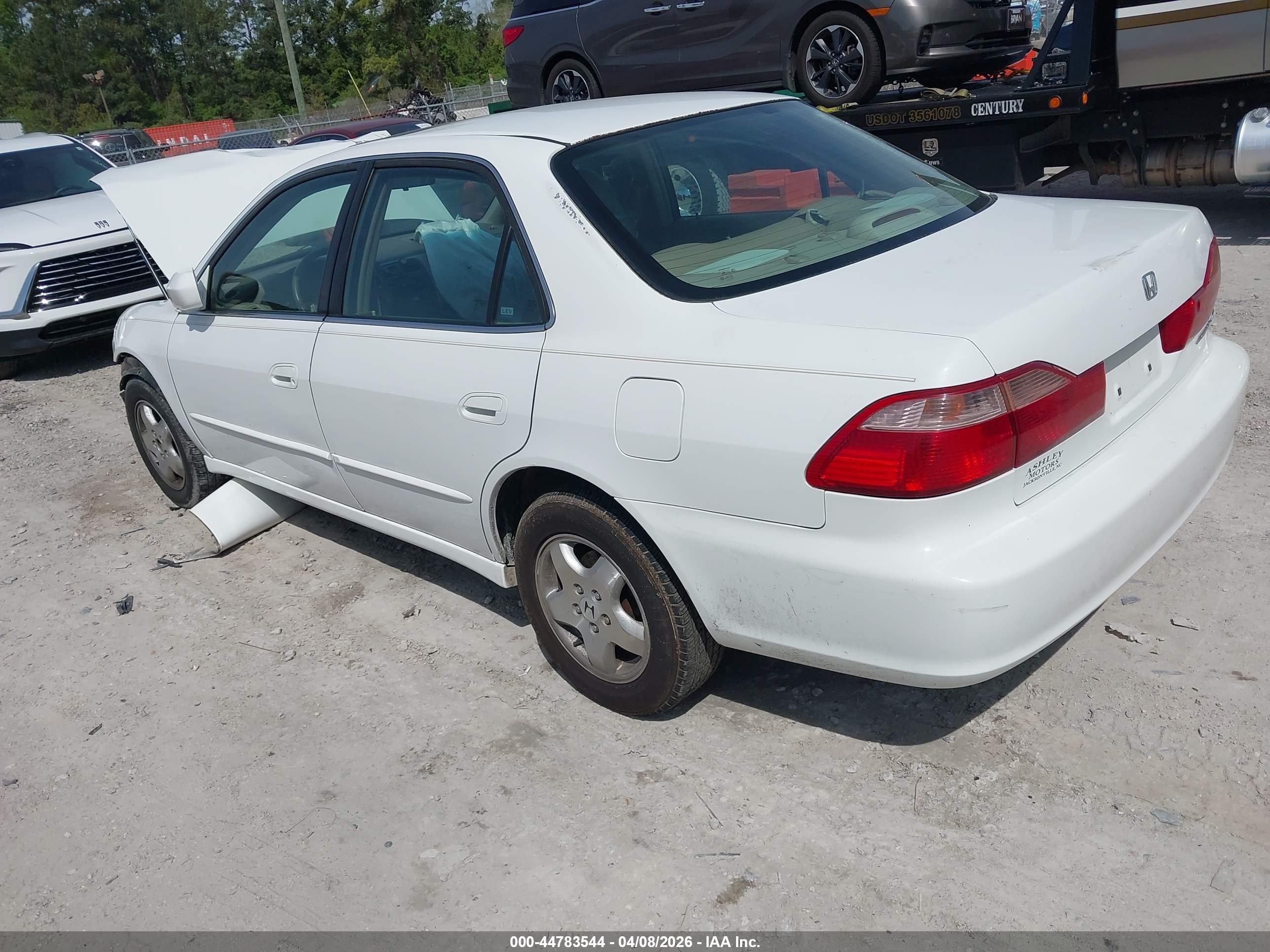 HONDA ACCORD image 3