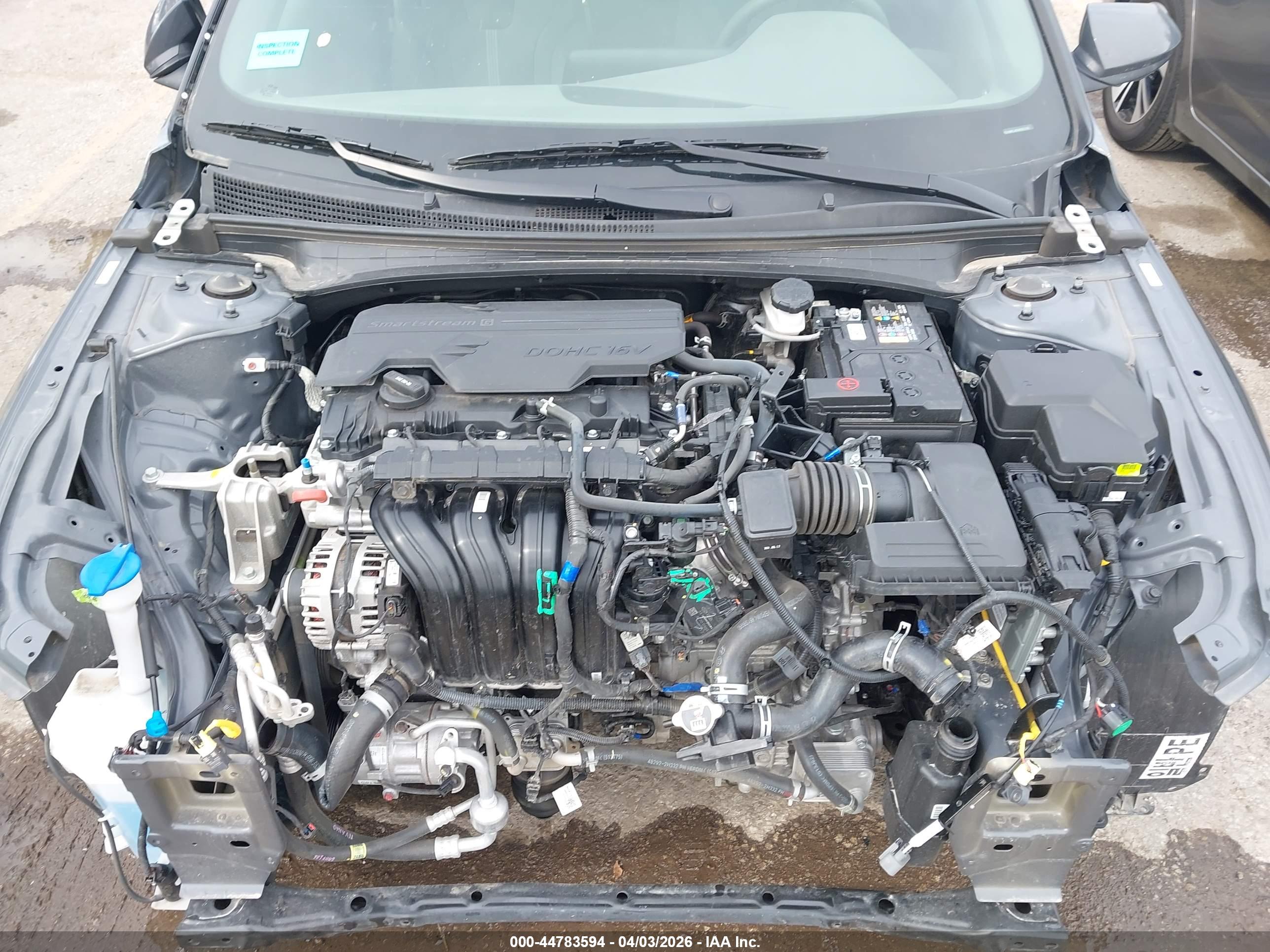 HYUNDAI ELANTRA image 10