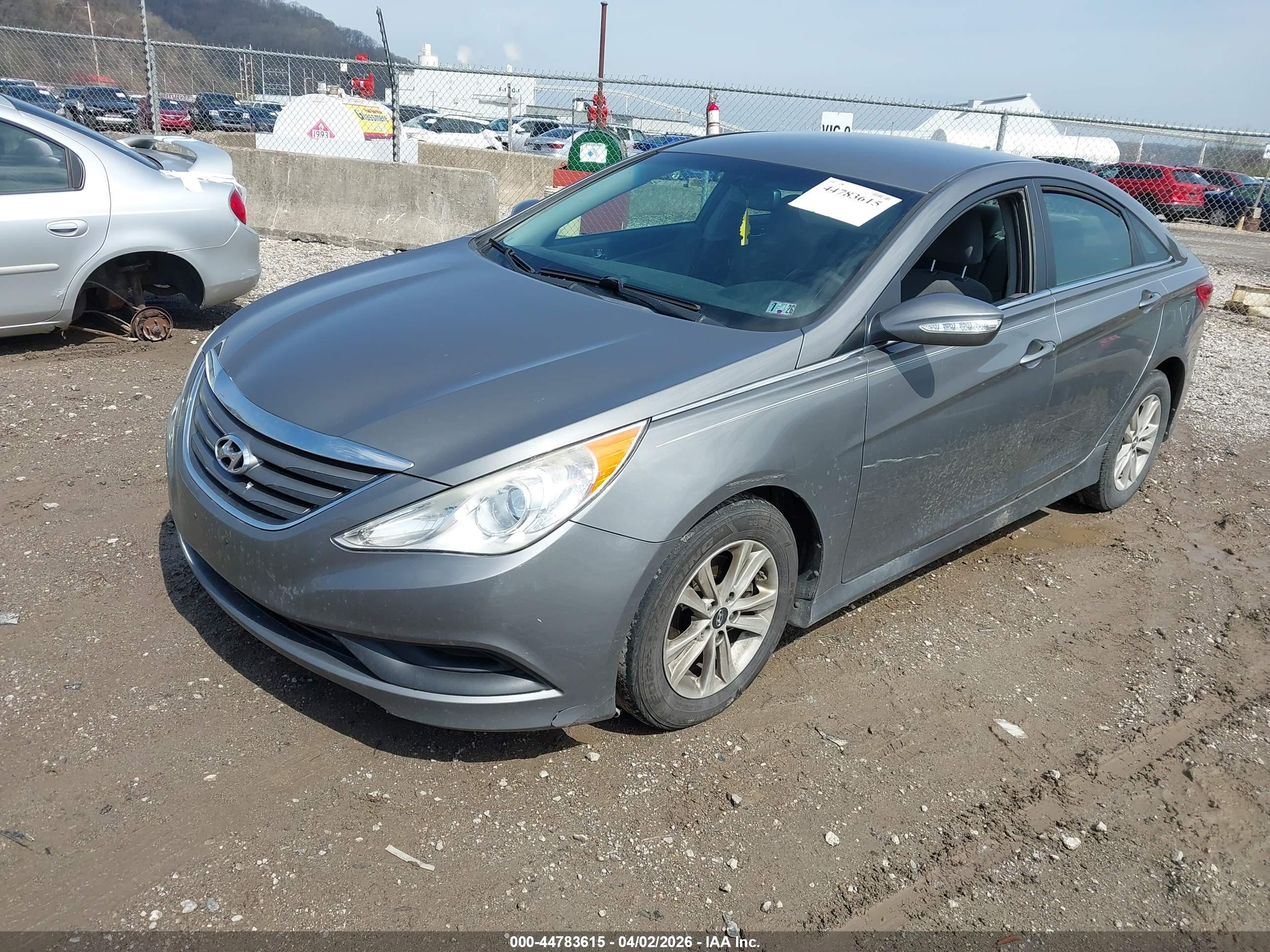 HYUNDAI SONATA image 2