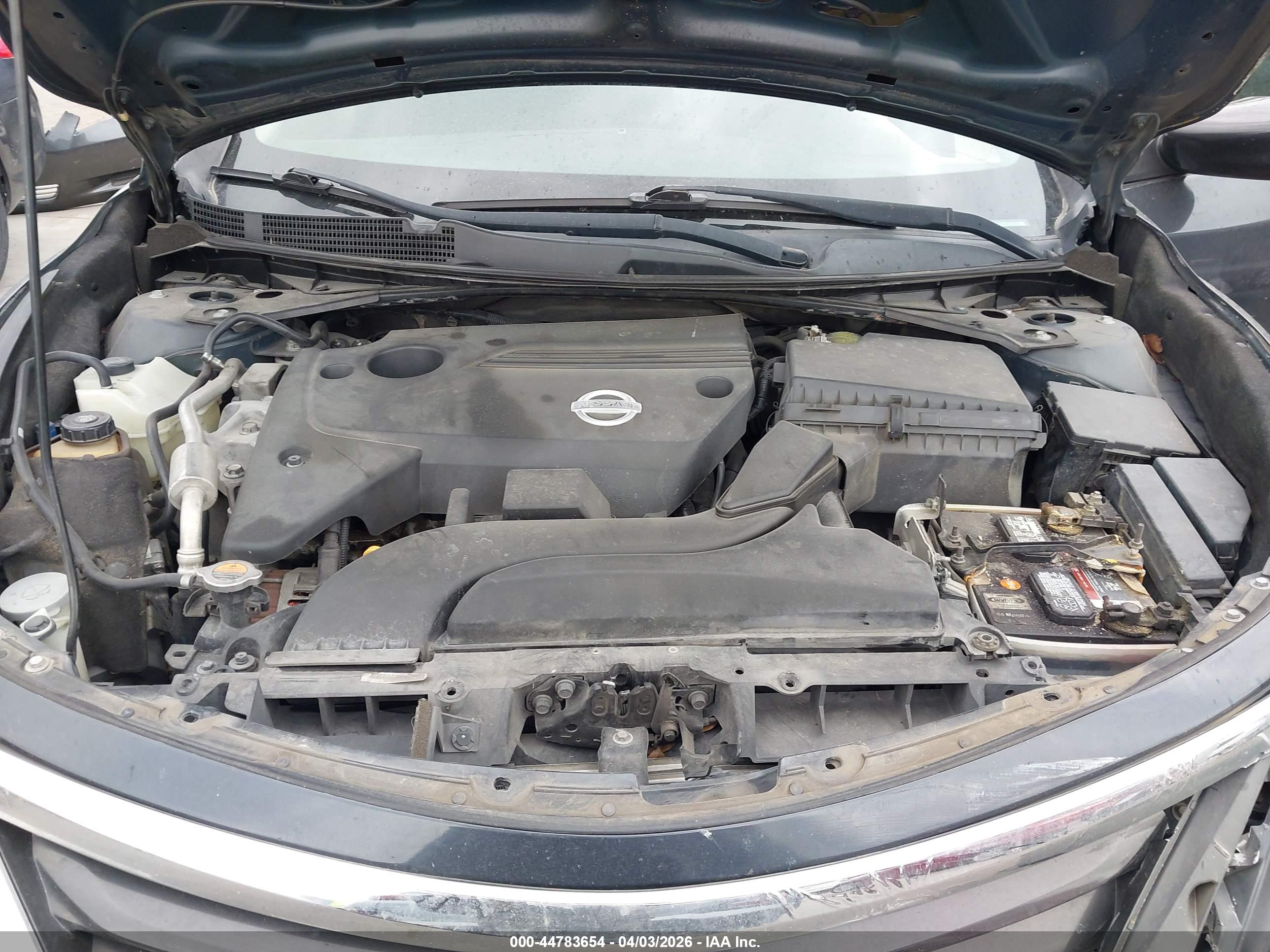 NISSAN ALTIMA image 10