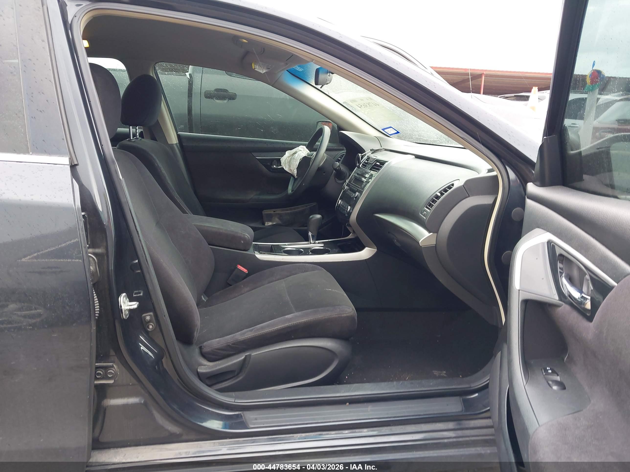 NISSAN ALTIMA image 5