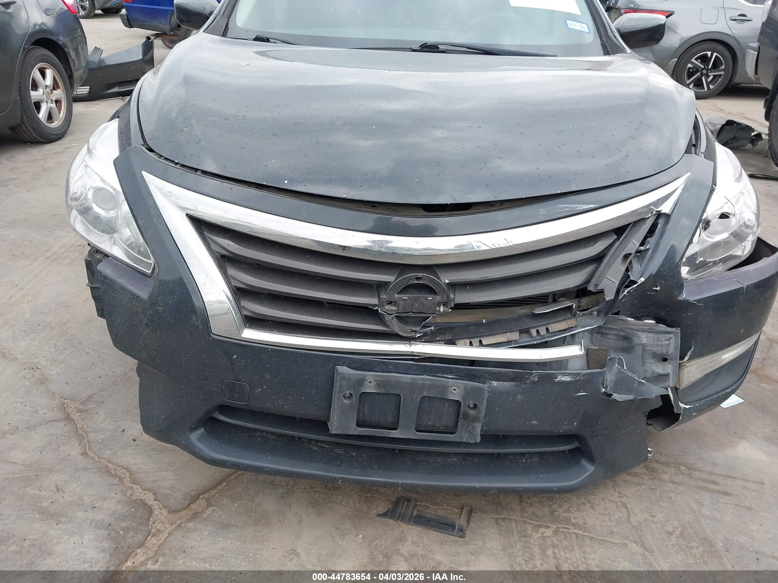 NISSAN ALTIMA image 6