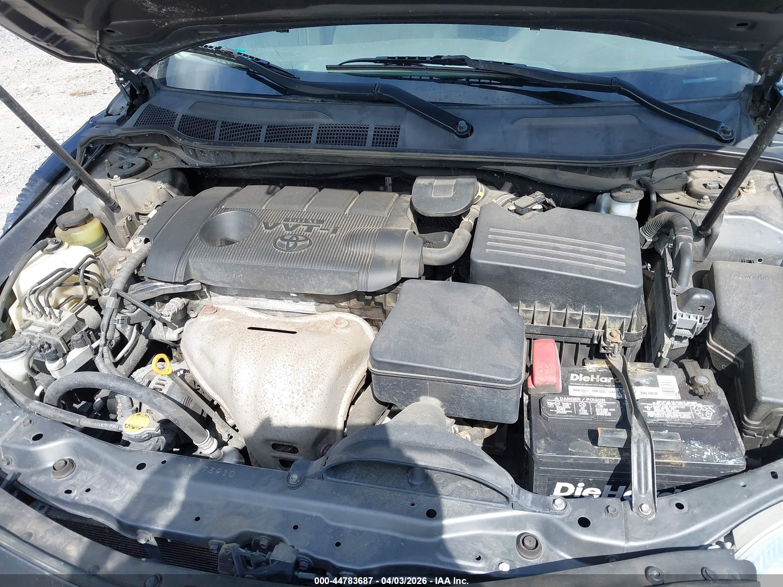 TOYOTA CAMRY image 10