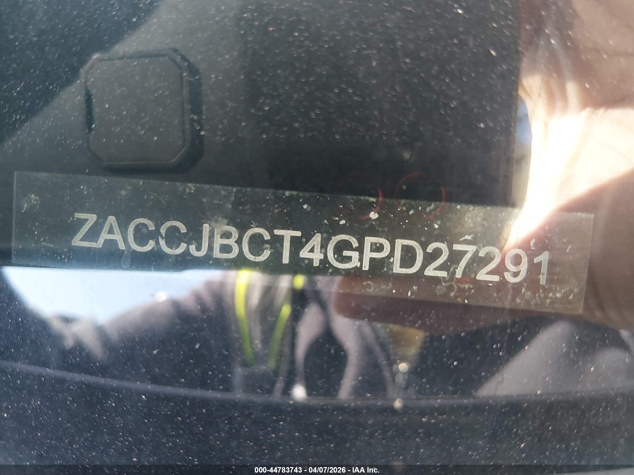 JEEP RENEGADE image 9