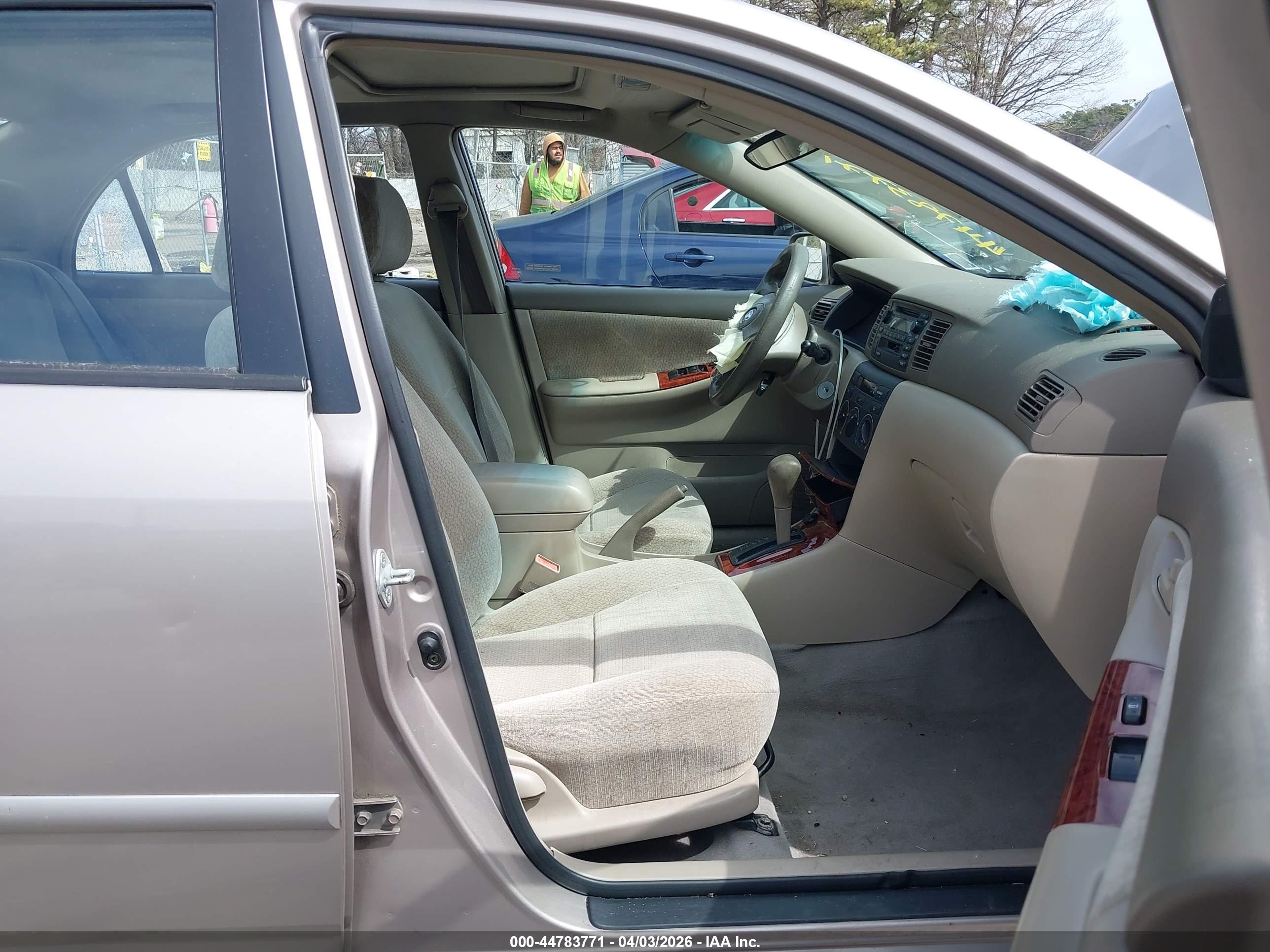 TOYOTA COROLLA image 5