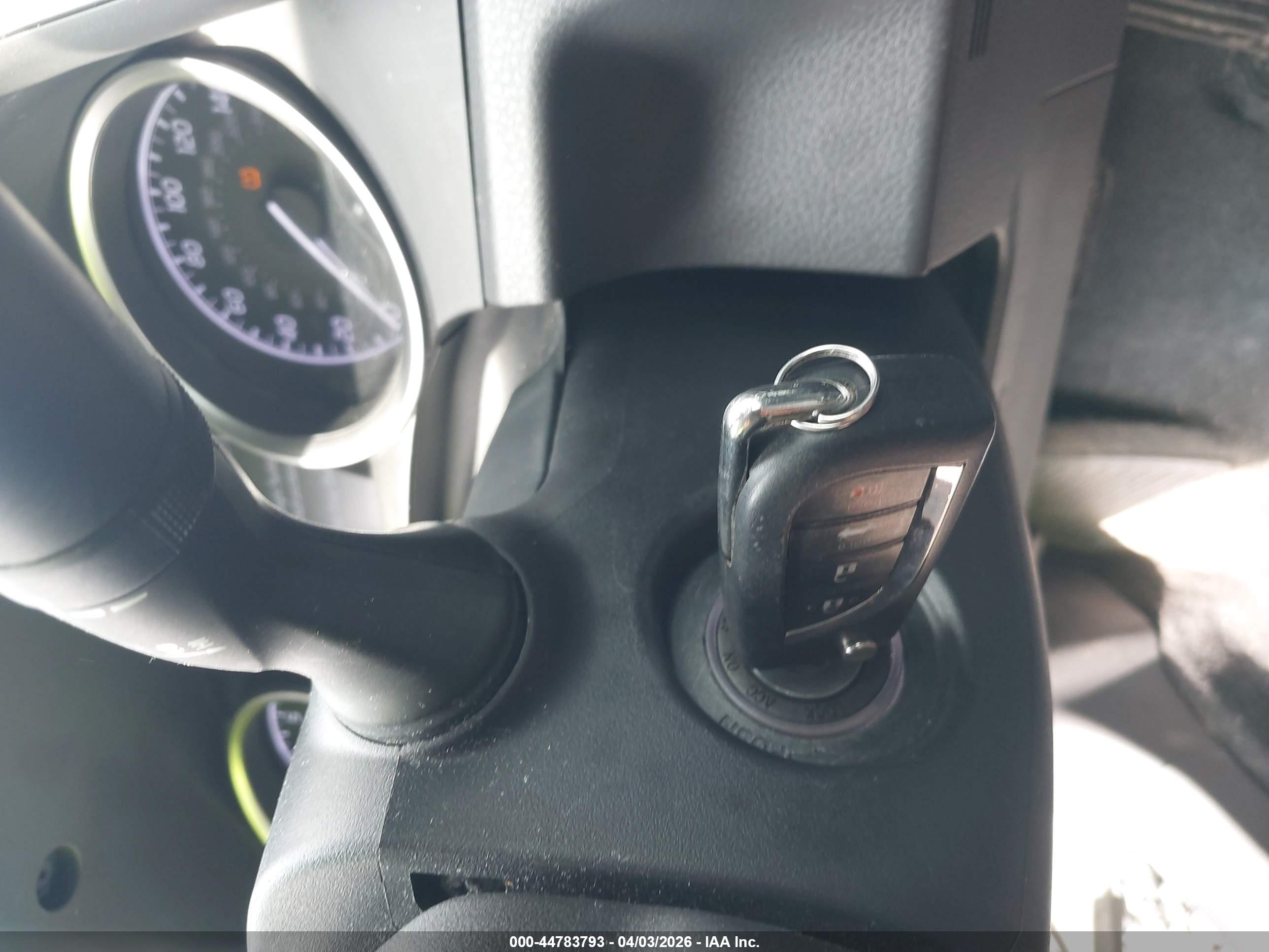 TOYOTA CAMRY image 11