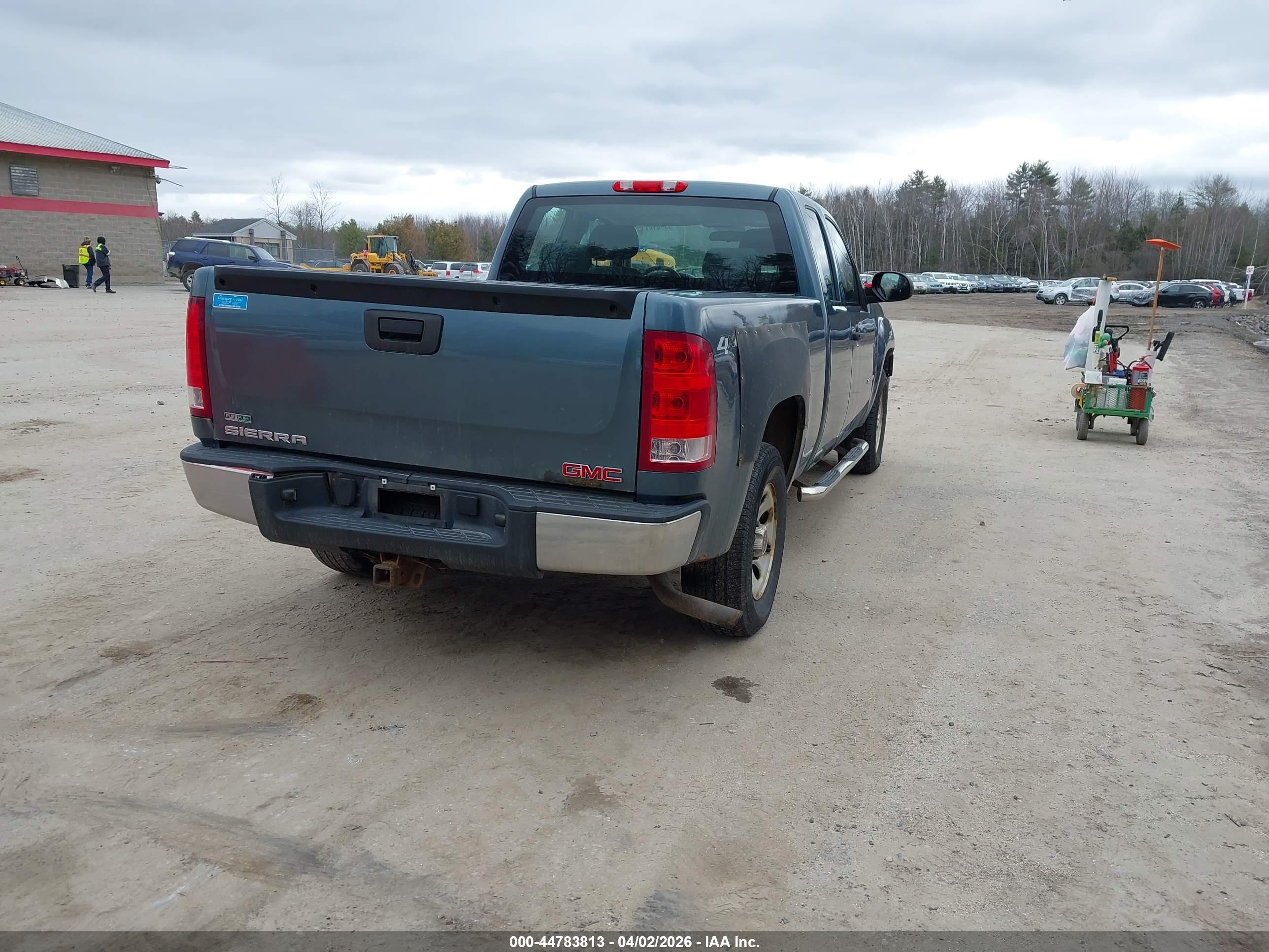 GMC SIERRA image 4