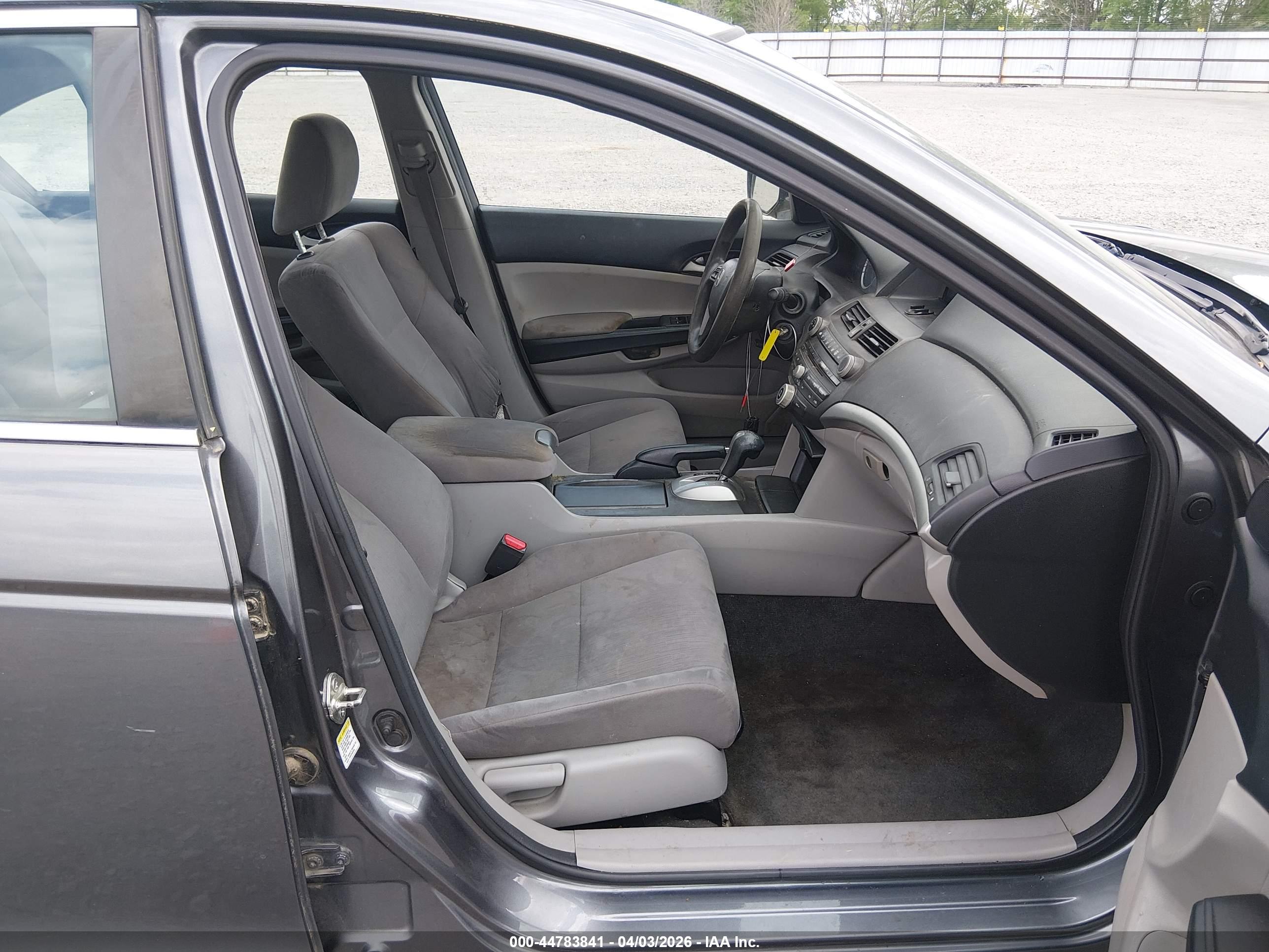 HONDA ACCORD image 5