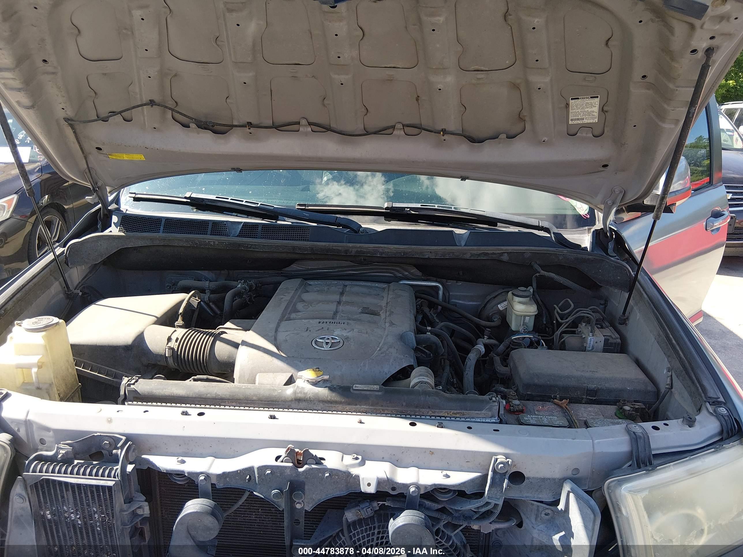 TOYOTA SEQUOIA image 10