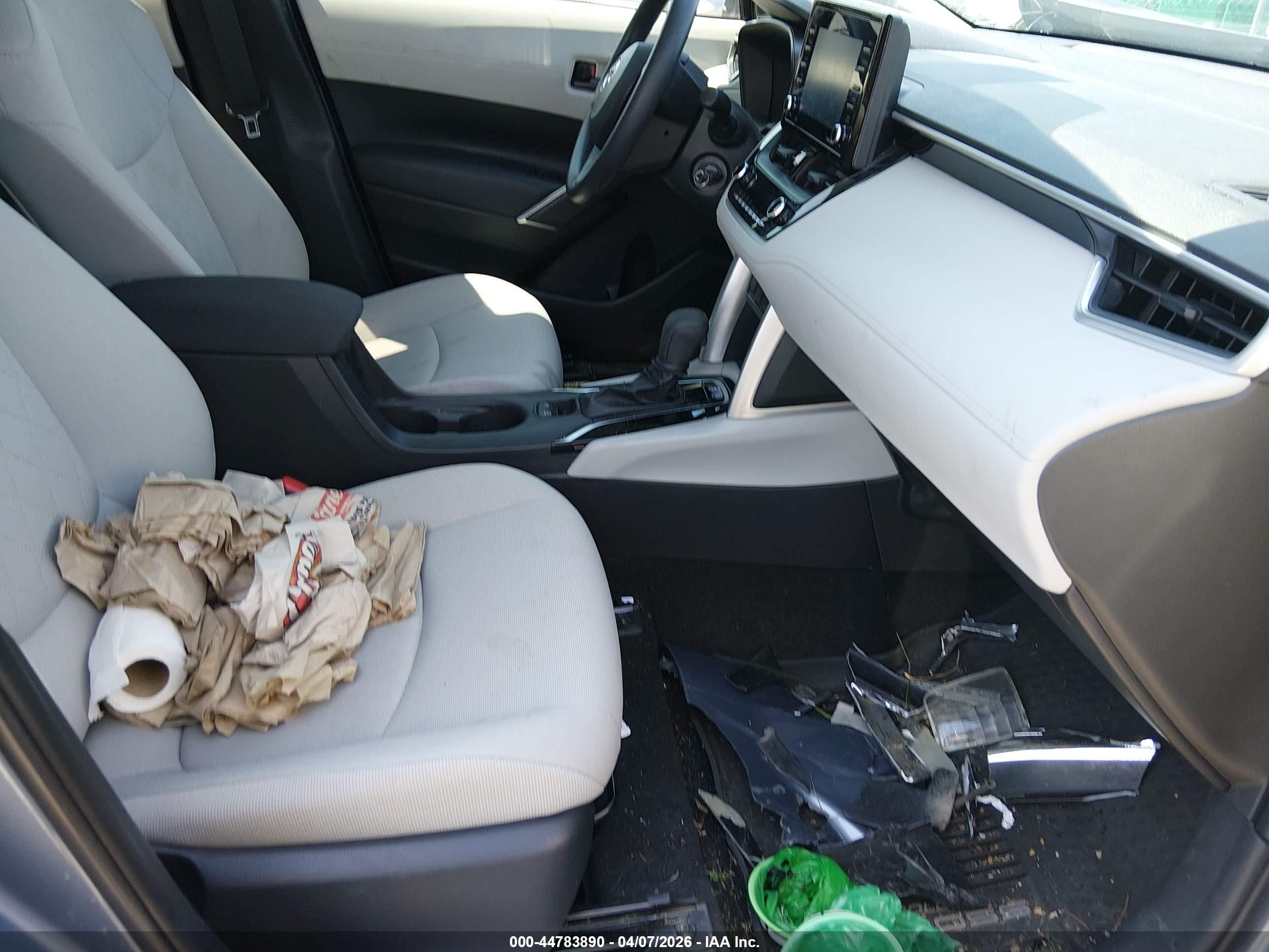 TOYOTA COROLLA image 5