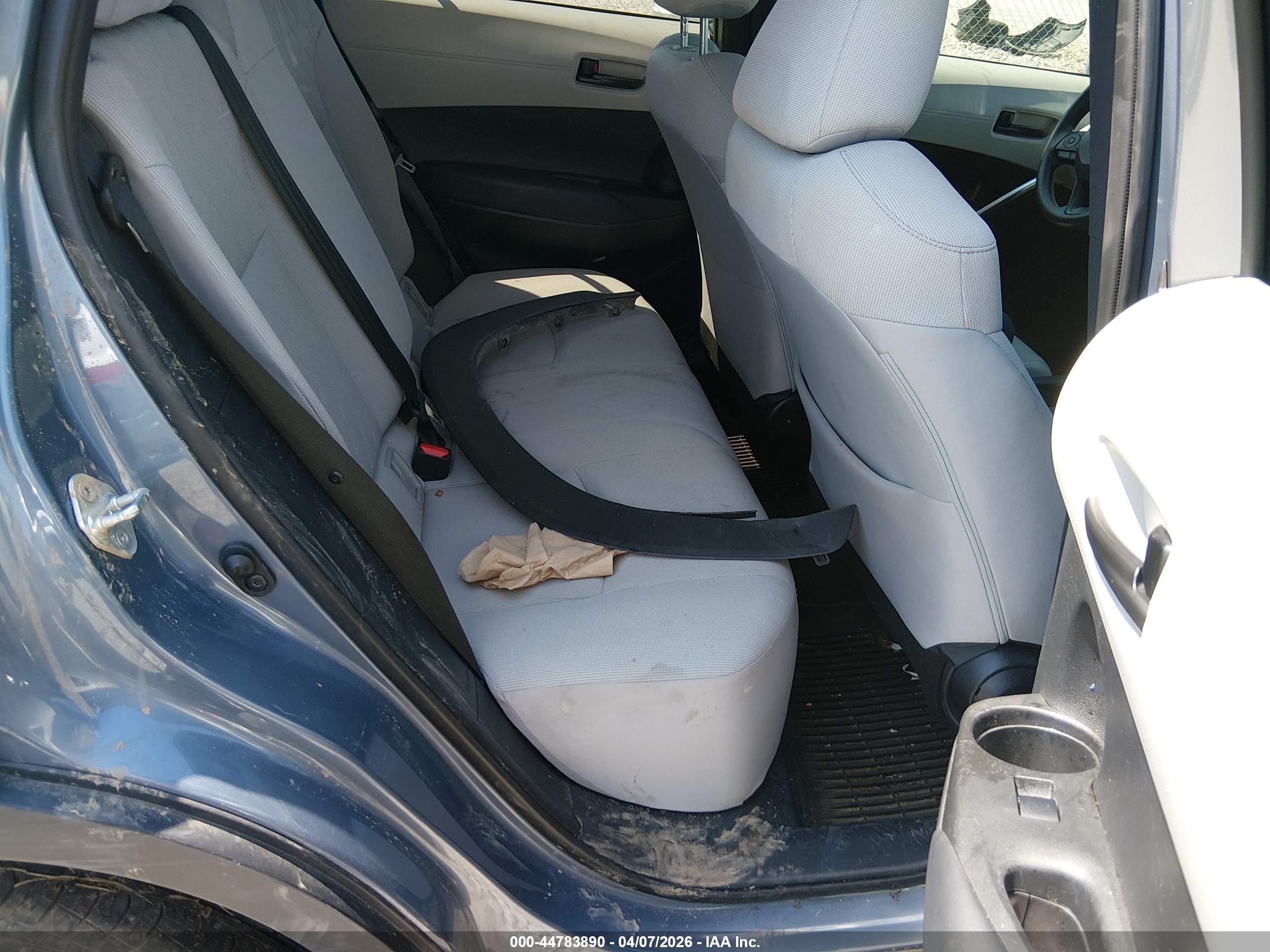 TOYOTA COROLLA image 8