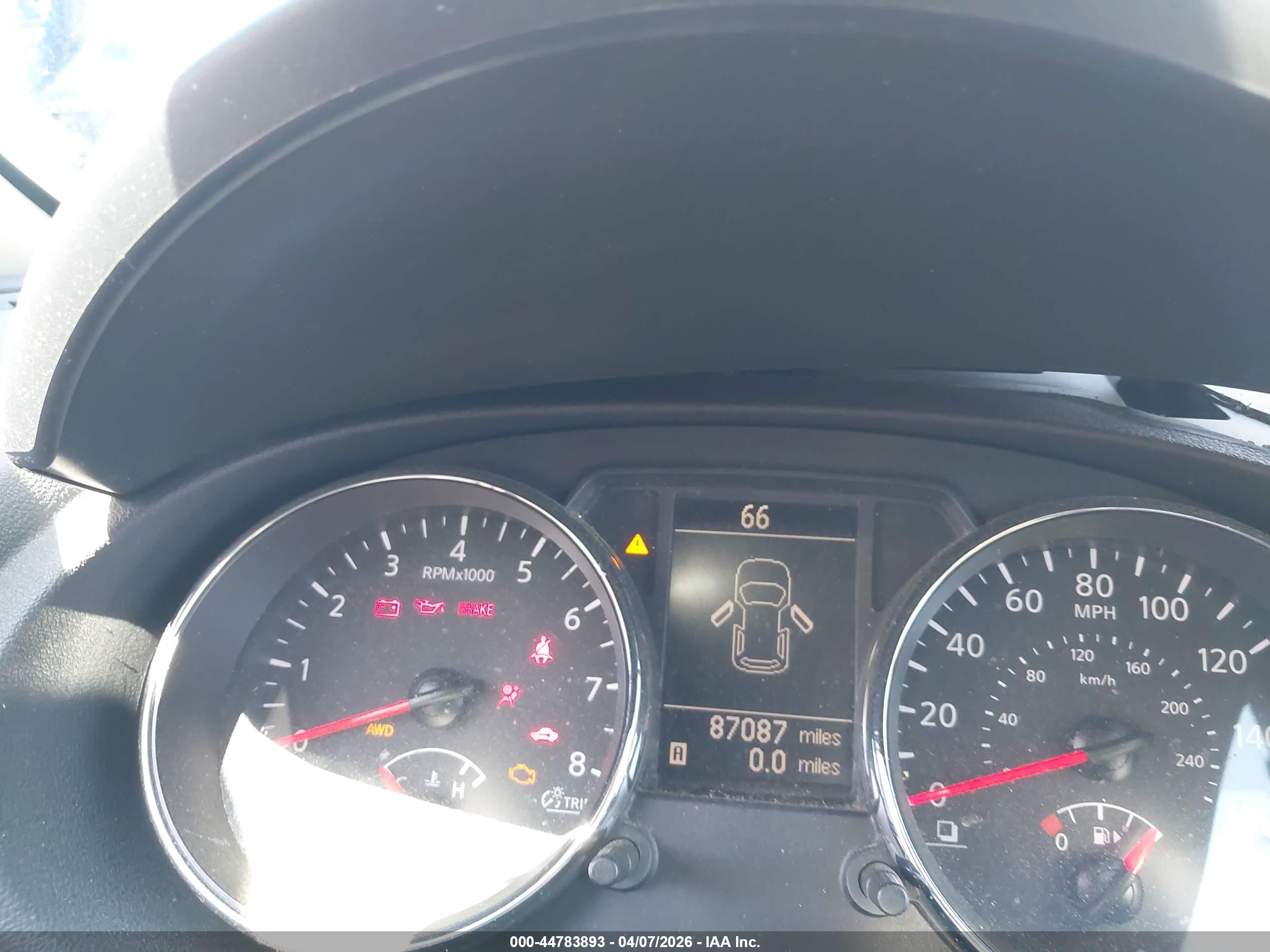 NISSAN ROGUE image 7