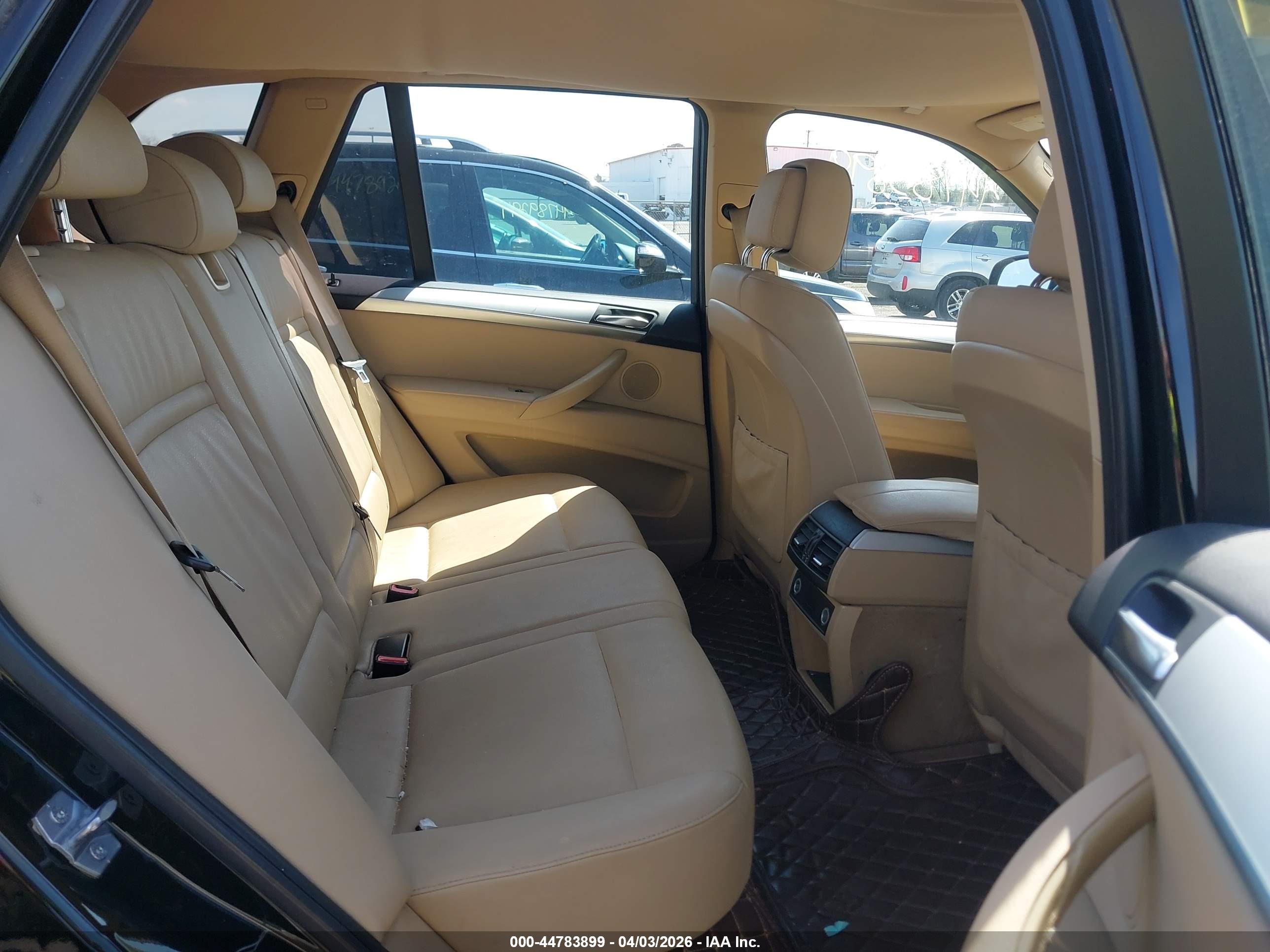 BMW X5 image 8
