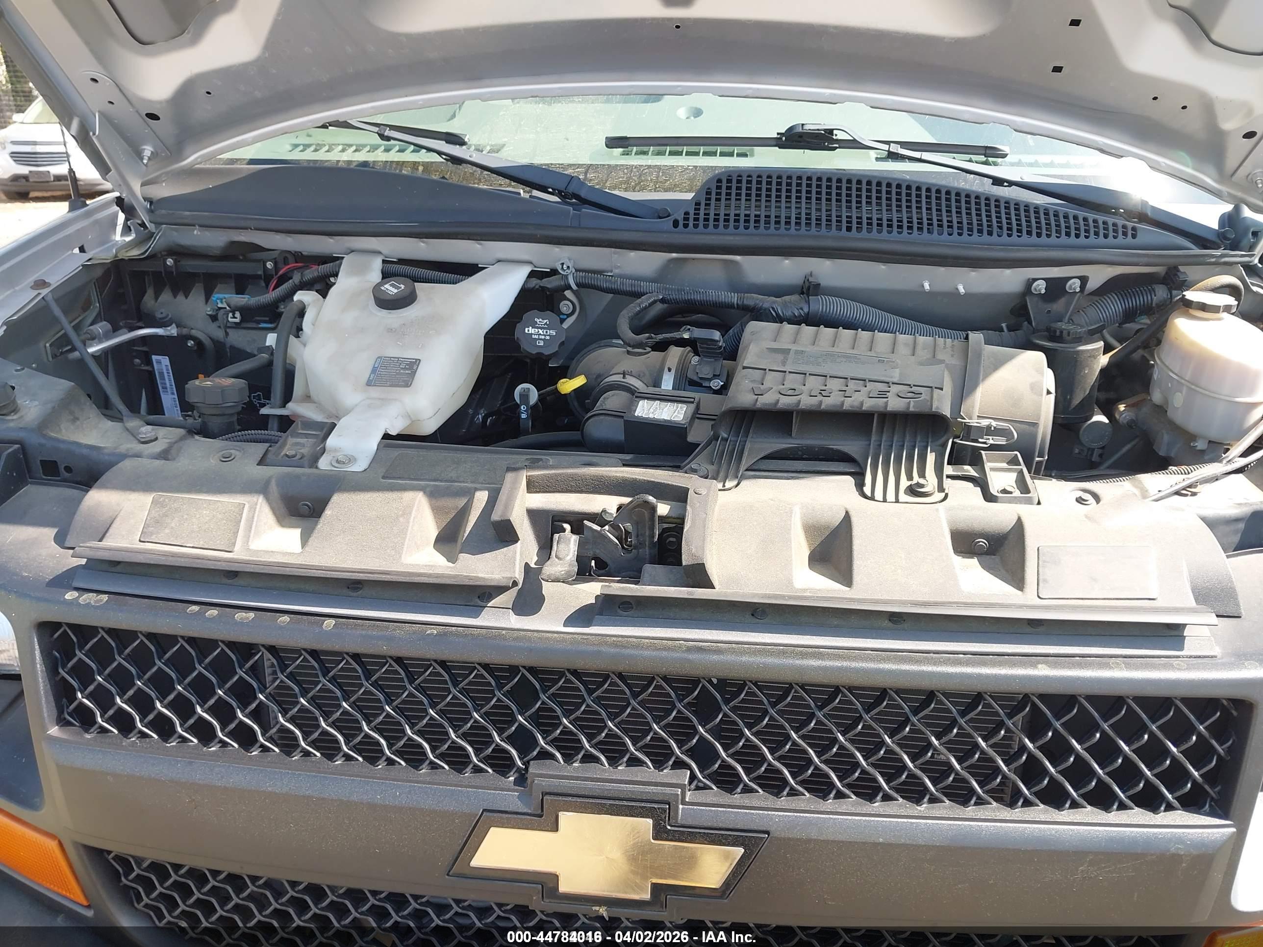 CHEVROLET EXPRESS image 10